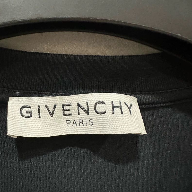 Givenchy Givenchy Distressed letter short sleeve Size US L / EU 52-54 / 3 - 4 Thumbnail