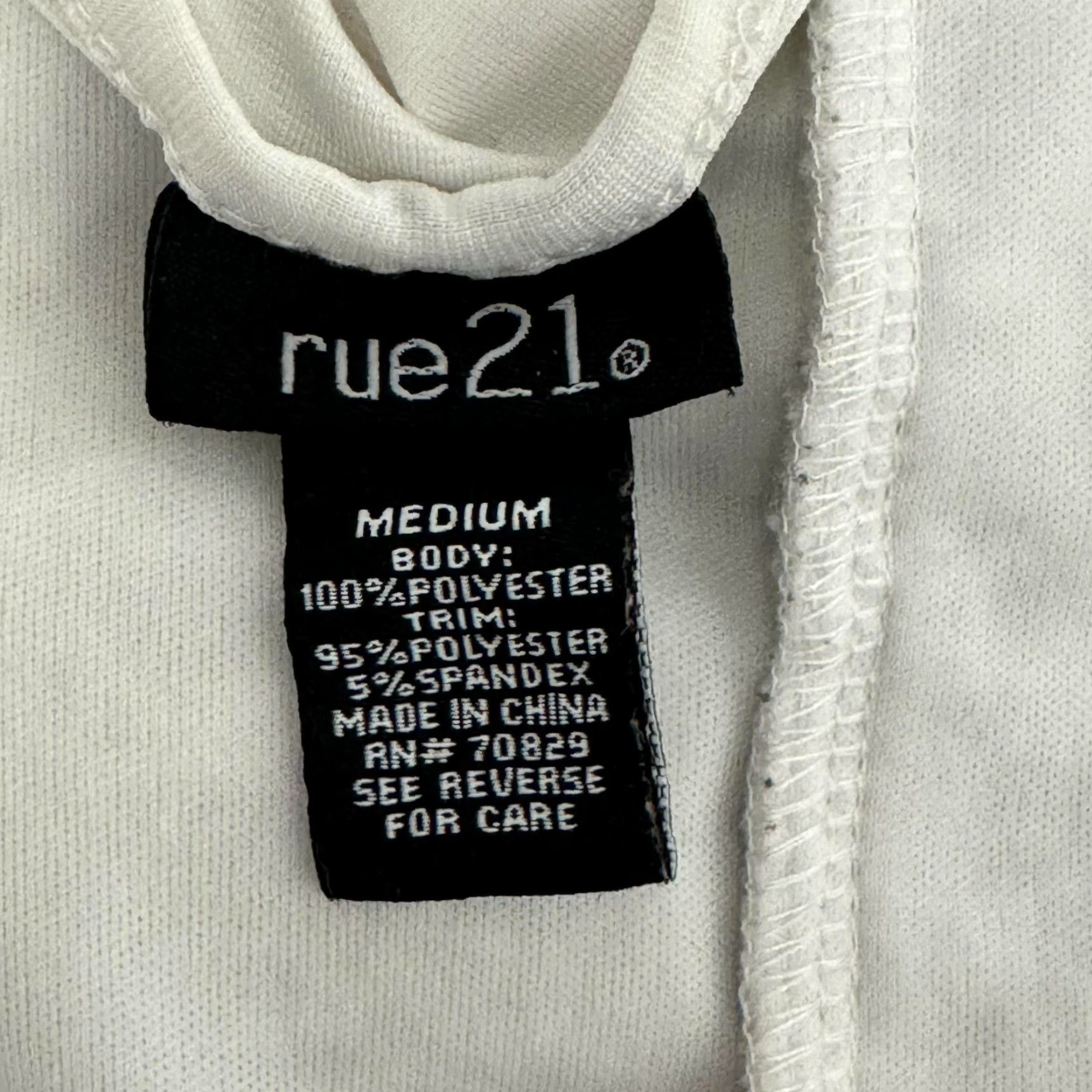 Vintage Rue21 Bodysuit M Lace Cottagecore Feminine Dainty Romantic Fairy Y2K Tank Sleeveless White Polyester Lace Women Modern 2000s Size M / US 6-8 / IT 42-44 - 7 Thumbnail
