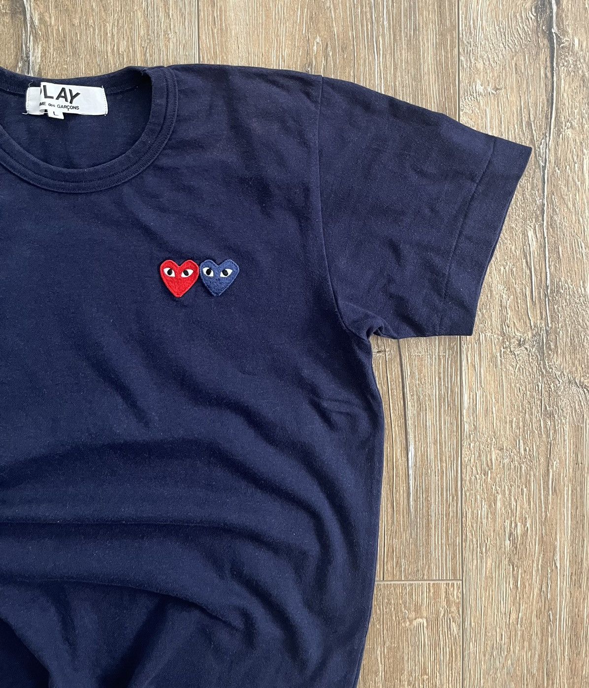Comme des Garcons PLAY DOUBLE HEART T-SHIRT Size L / US 10 / IT 46 - 5 Thumbnail