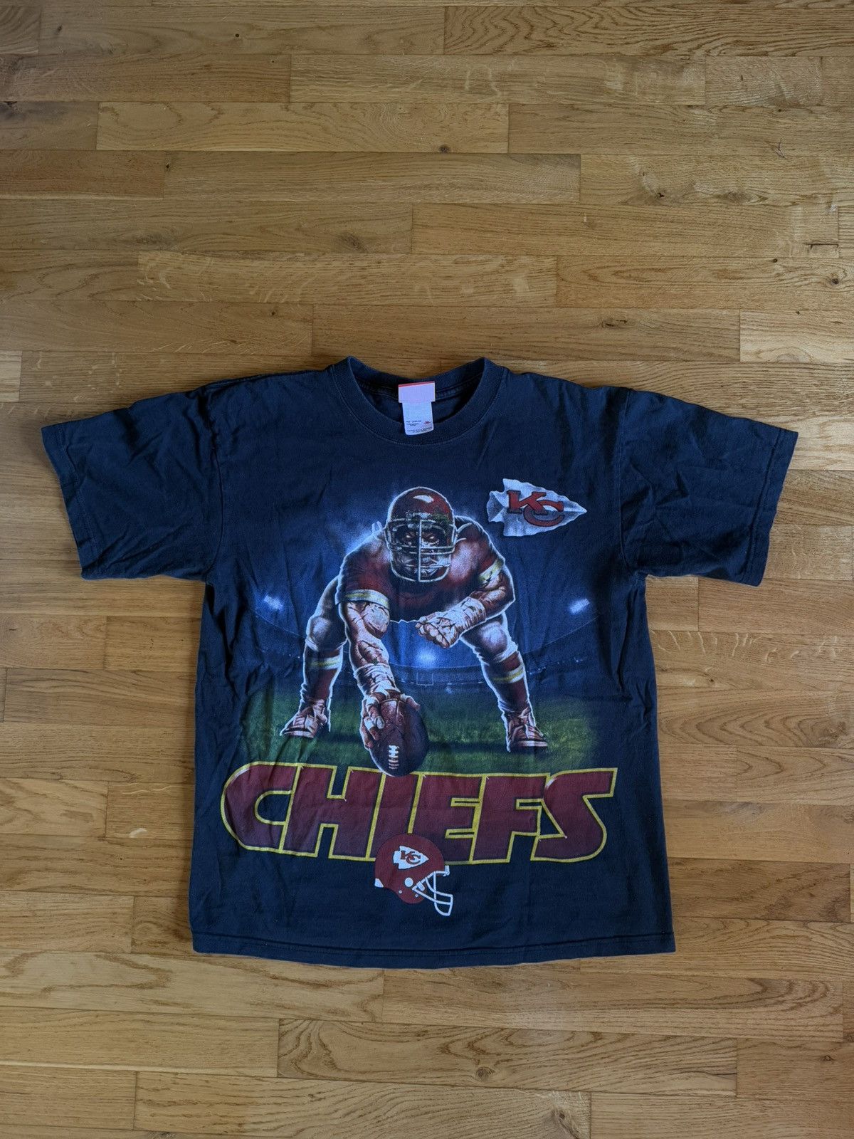 NFL × Vintage Vintage Kansas City Chiefs NFL Graphic Tee Size L Size US M / EU 48-50 / 2 - 1 Thumbnail