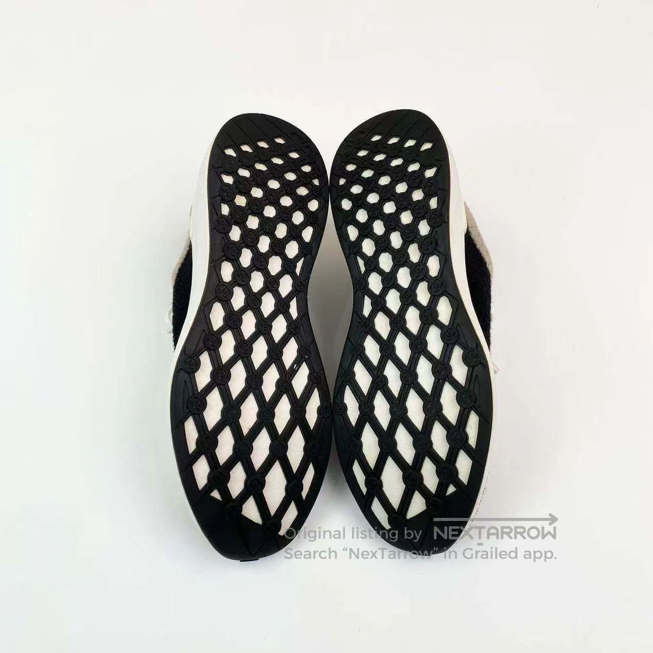 Chanel Chanel Black and white knitted sneakers| Size US 8 / IT 38 - 6 Thumbnail
