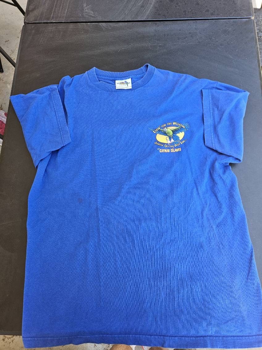 Other Margaritaville License To Chill Cayman Islands Tee Size US XL / EU 56 / 4 - 1 Thumbnail