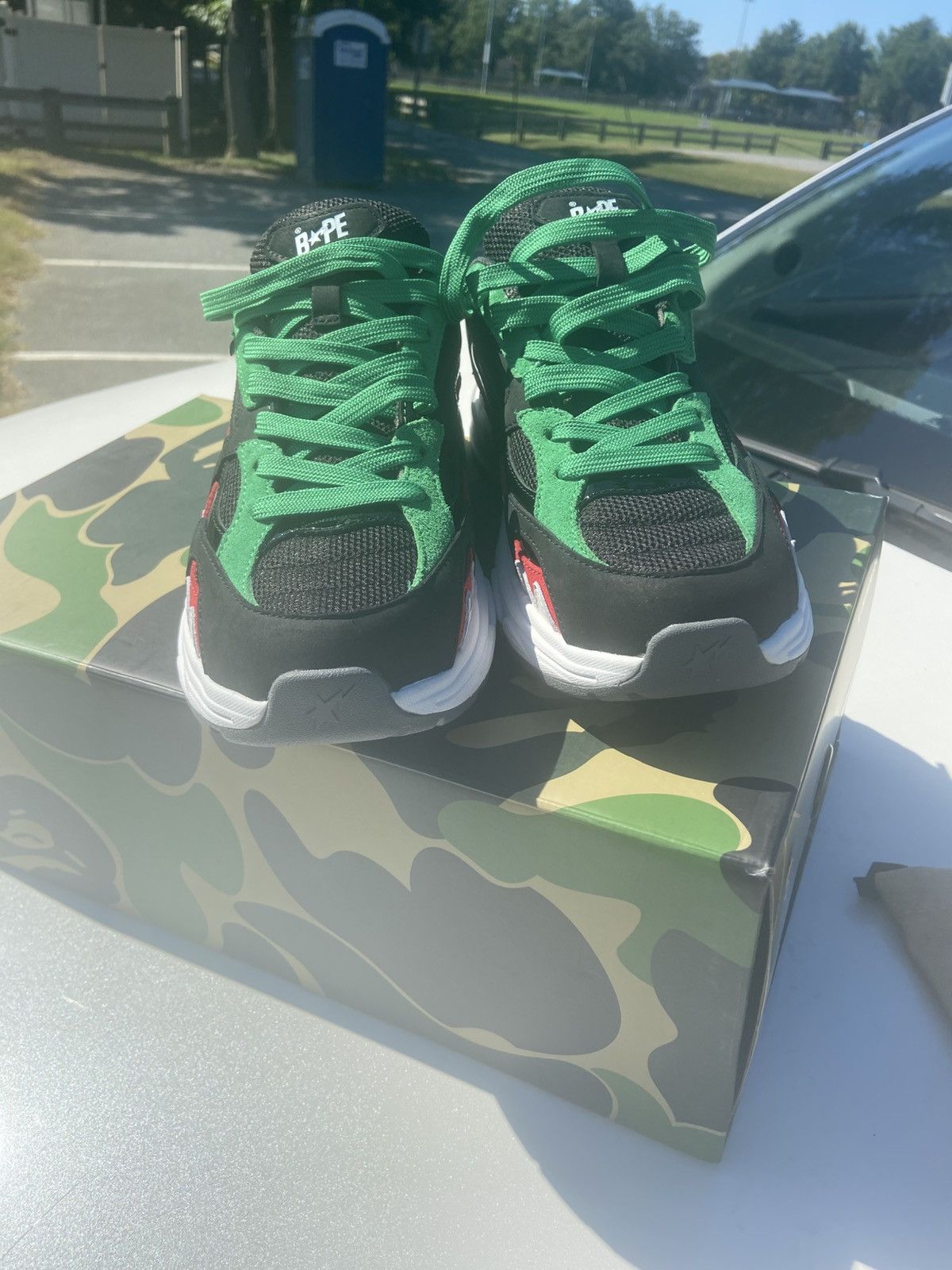 Bape Brand new sharksta dubai editon Size US 9.5 / EU 42-43 - 4 Thumbnail