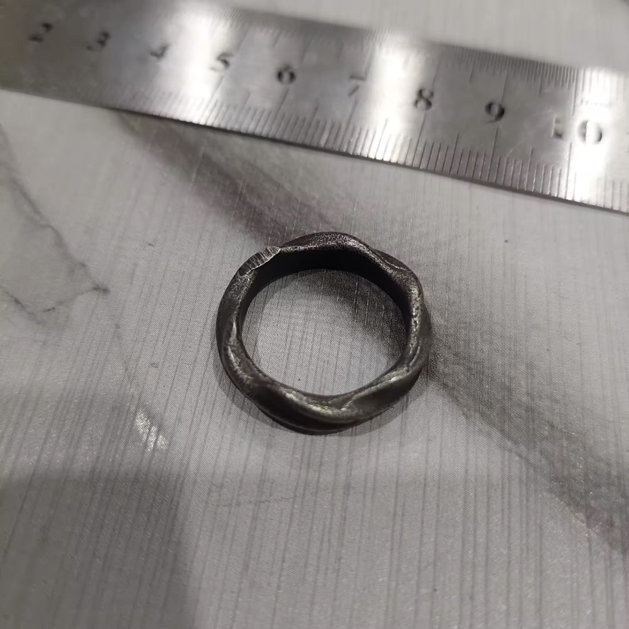Jewelry 5mm Mobius Ring (size 6-12) Size ONE SIZE - 7 Thumbnail