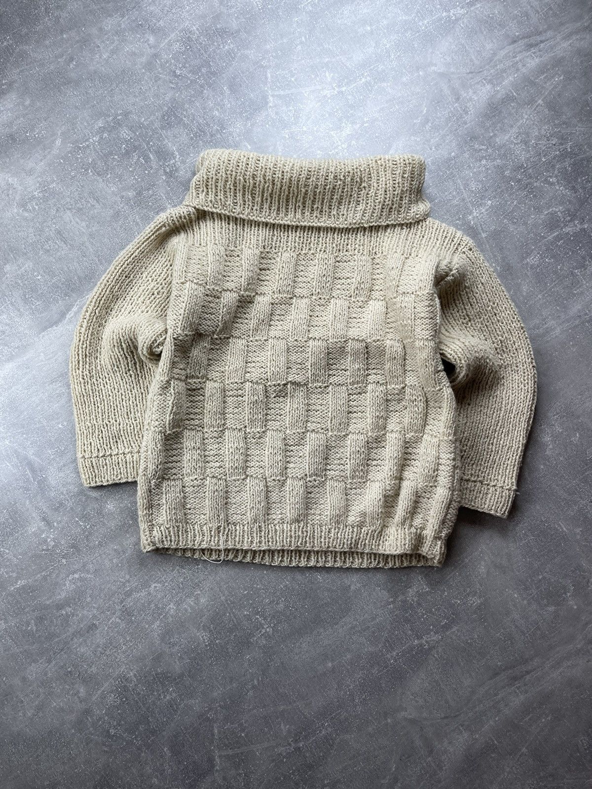 Vintage Vintage AvantGarde Wool Turtleneck Sweater Chunky Cable Knit Size M / US 6-8 / IT 42-44 - 1 Thumbnail
