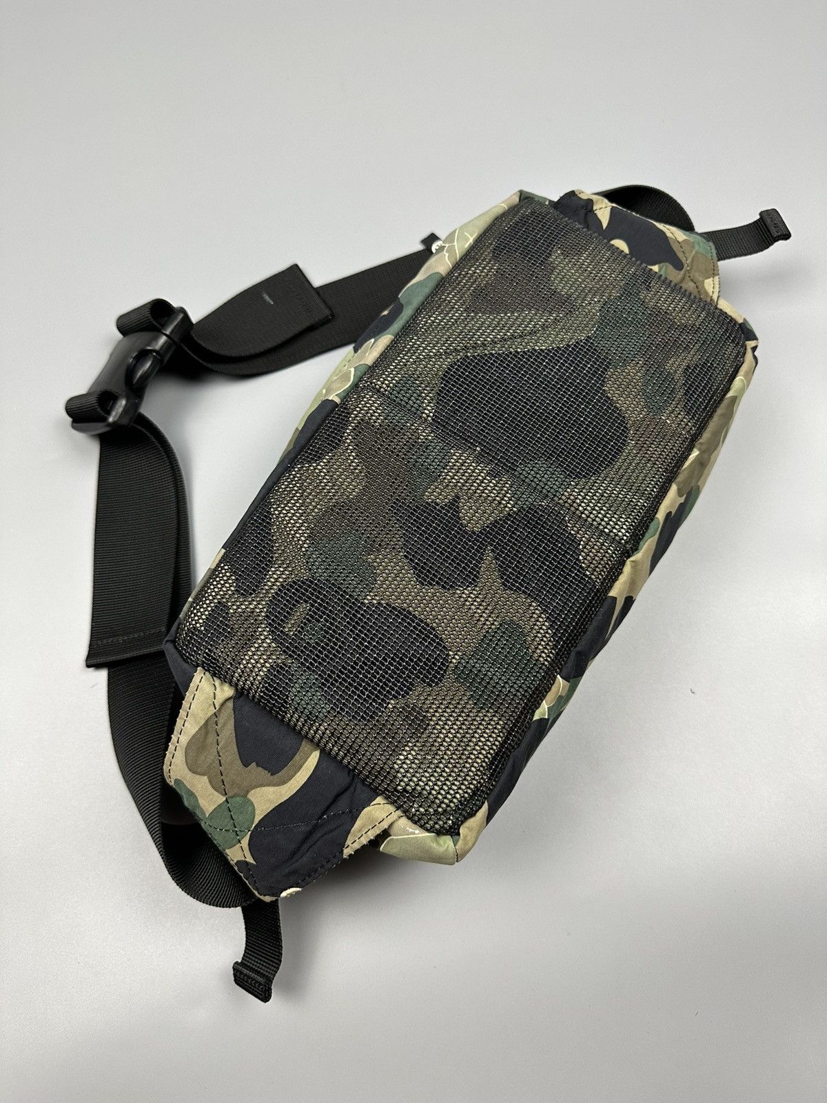 Bape × Kaws 🔥Sick🔥Bape X Kaws Camo Waist/Shoulder Bag Size ONE SIZE - 5 Thumbnail