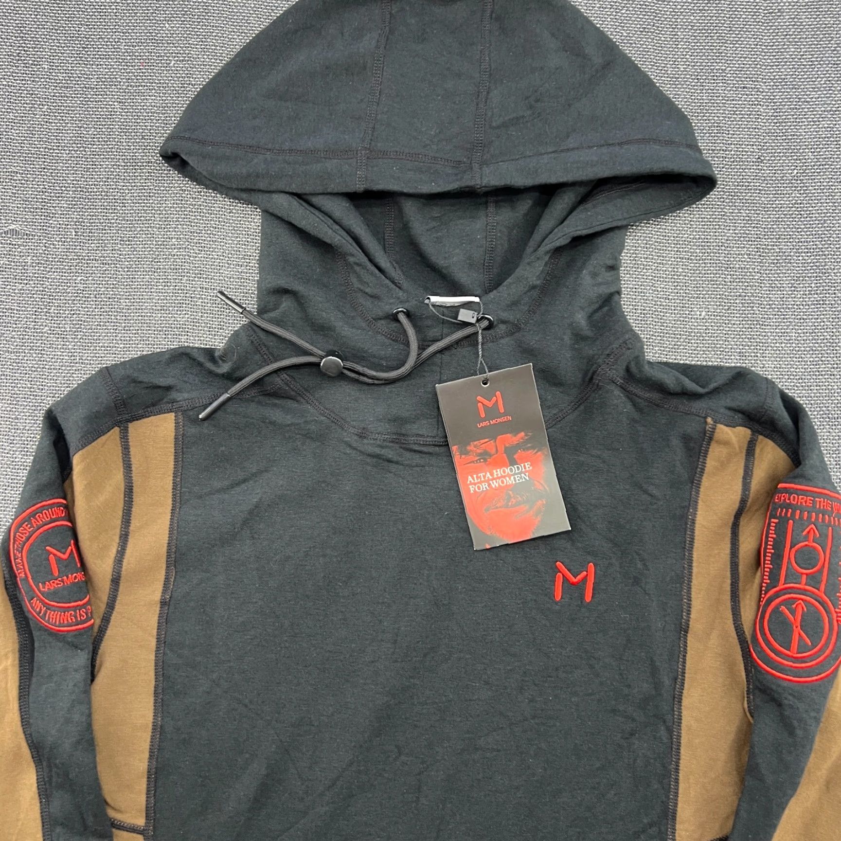 MONSE VINTAGE Lars Monsen Womens Hoodie Medium Black Brown hooded Drawstring Sweatshirt Norway Size M / US 6-8 / IT 42-44 - 5 Thumbnail