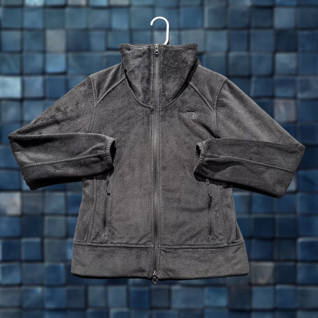 The North Face The North Face Jacket Womens Medium Gray Soft Plush Fleece Full Zip ANGU EUC Size M / US 6-8 / IT 42-44 - 1 Thumbnail