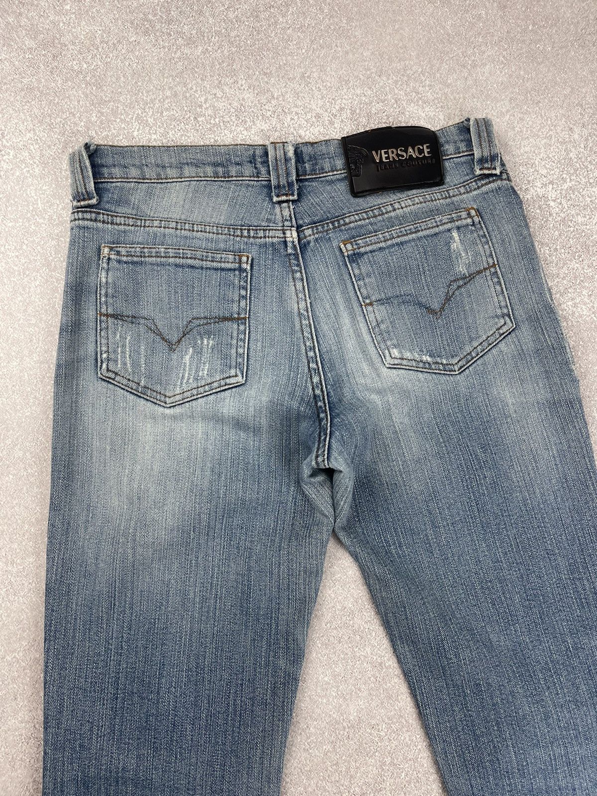 Versace Jeans Couture Vintage Versace Jeans Couture Distressed Denim Jeans Size 27 Size 27" / US 4 / IT 40 - 14 Thumbnail