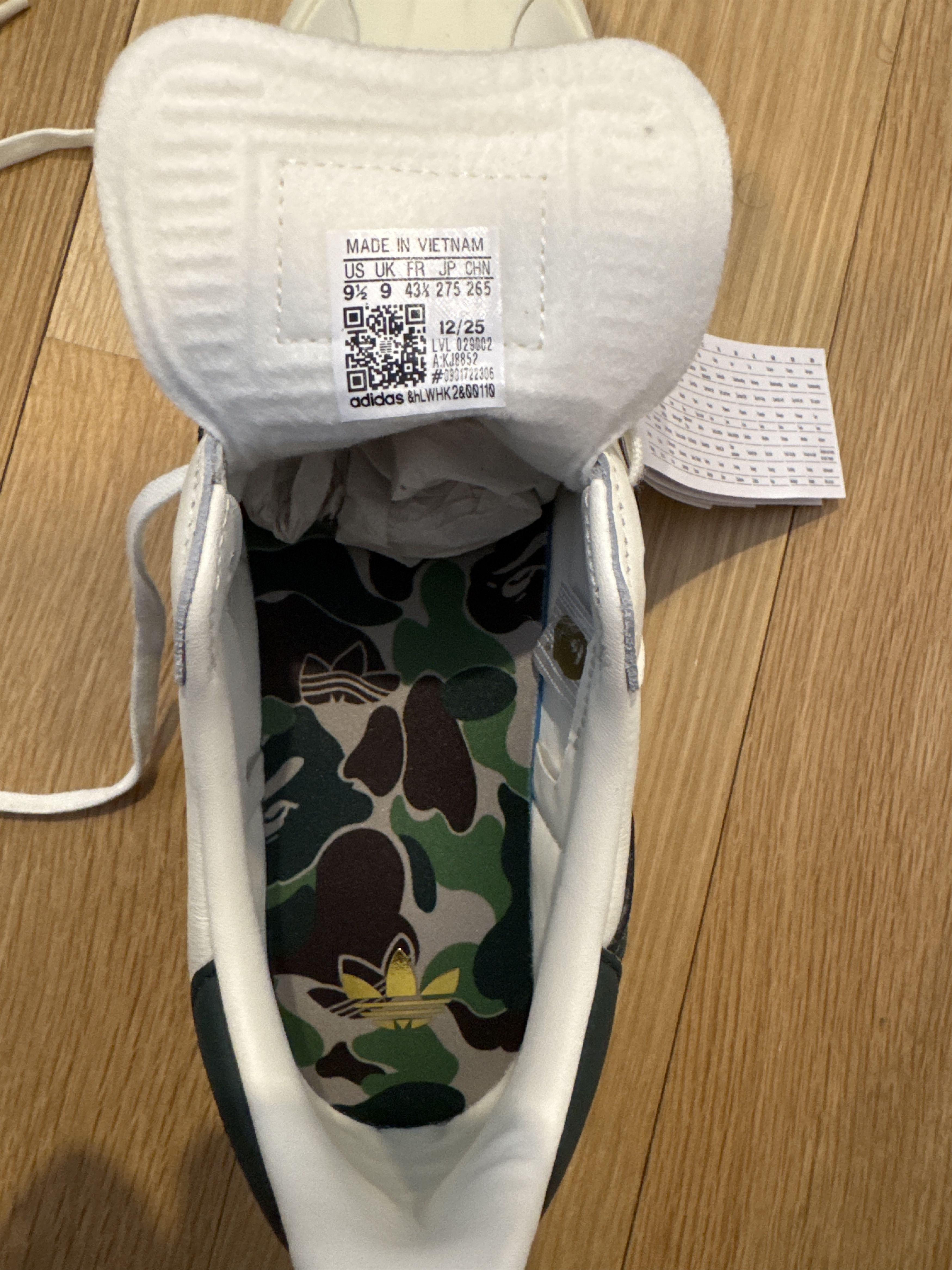 Adidas × Bape 2026 Adidas X Bape Samba White and Green Colorway Size US 9.5 / EU 42-43 - 3 Thumbnail