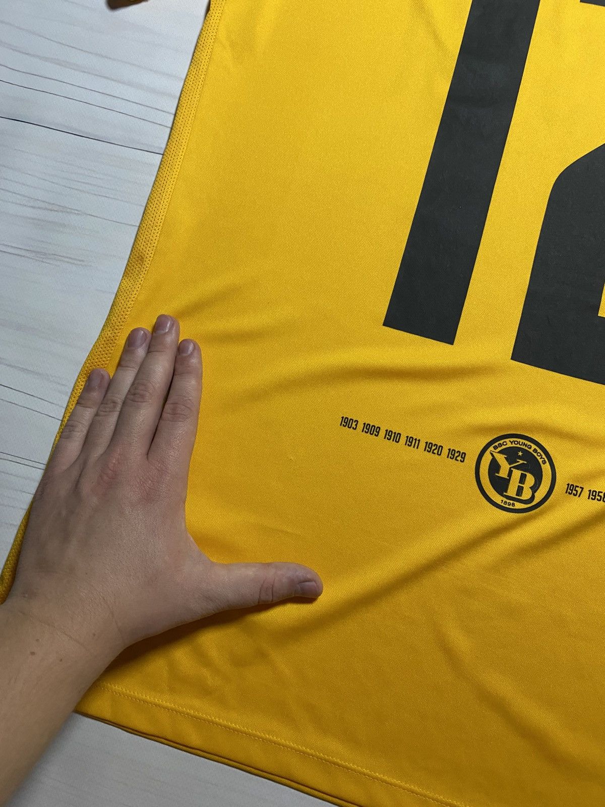 Nike Nike BSC Young Boys 2018 Champions Switzerland jersey Size US L / EU 52-54 / 3 - 12 Thumbnail