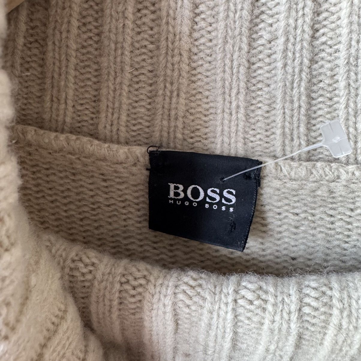Hugo Boss Vintage Hugo Boss Wool Sweater Size US L / EU 52-54 / 3 - 3 Thumbnail