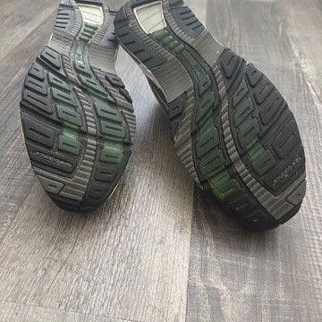 NEW BALANCE • VINTAGE 2000 Special Edition (12M)