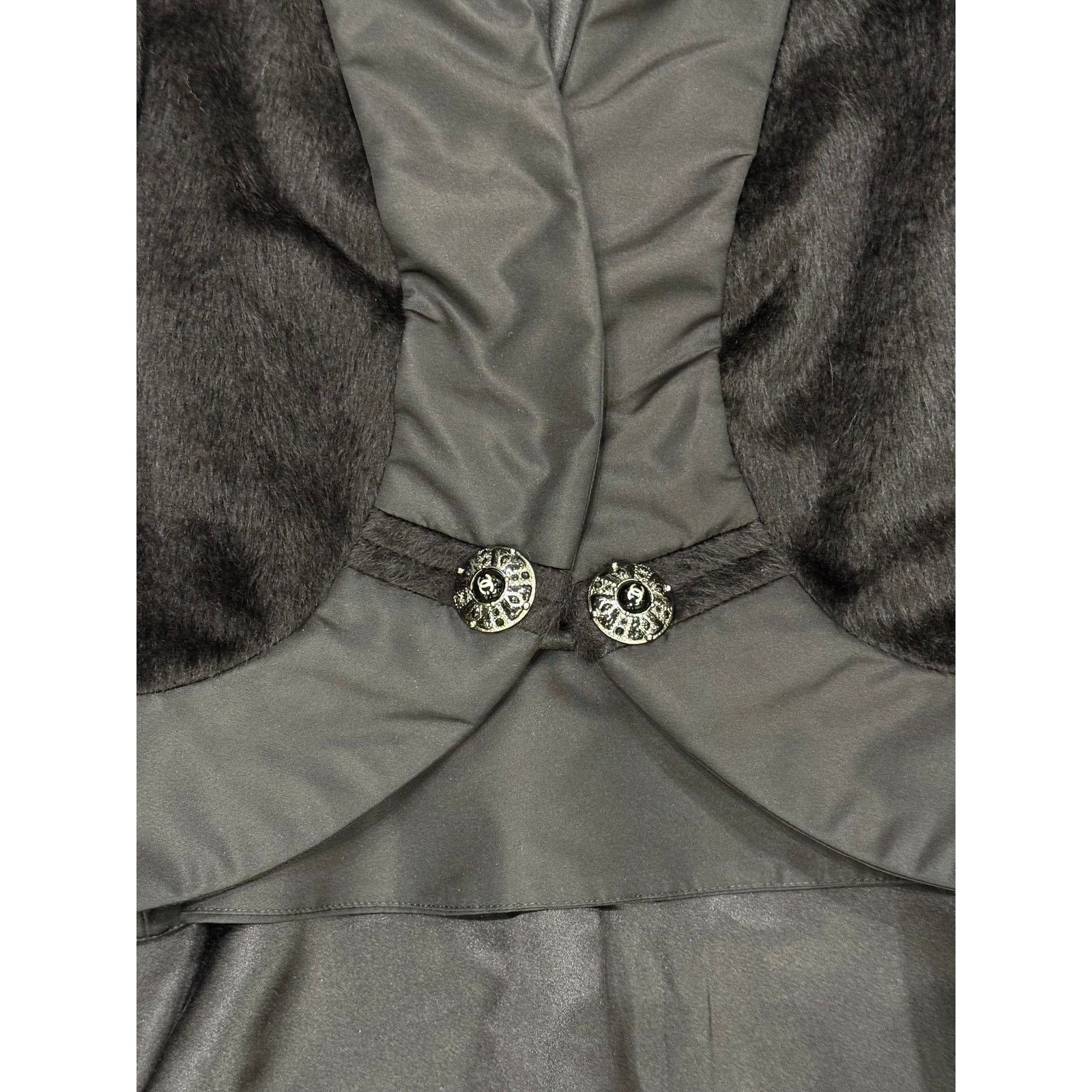 Chanel A/W2010 Chanel runway alpaca peplum jacket Size S / US 4 / IT 40 - 8 Thumbnail