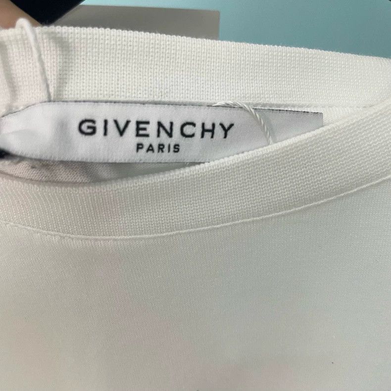 Givenchy Givenchy Classic White Deer Printed Logo Short Sleeve Size US S / EU 44-46 / 1 - 3 Thumbnail