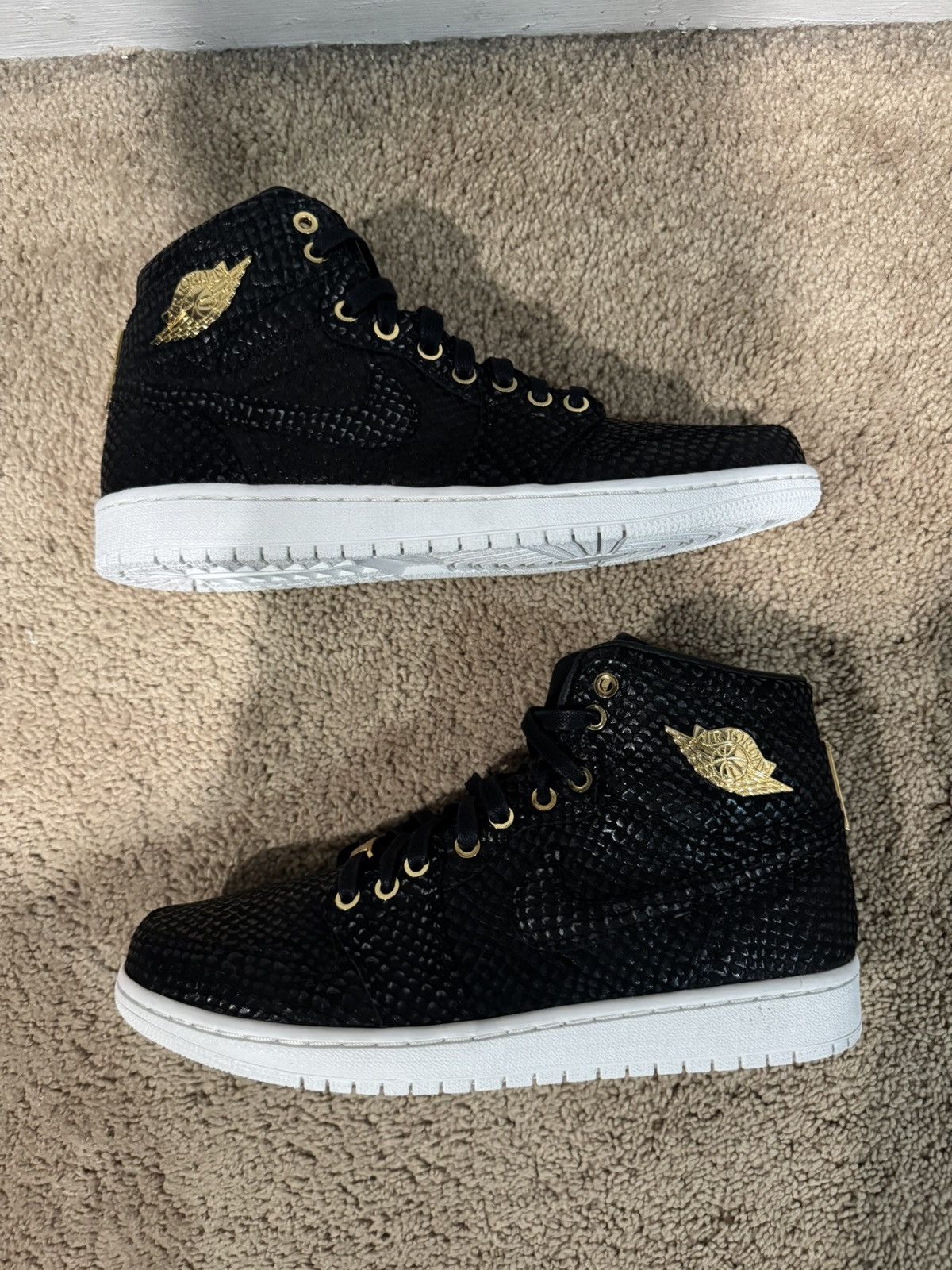 Jordan Brand Jordan 1 Pinnacle Black 2015 Size US 10 / EU 43 - 2 Thumbnail
