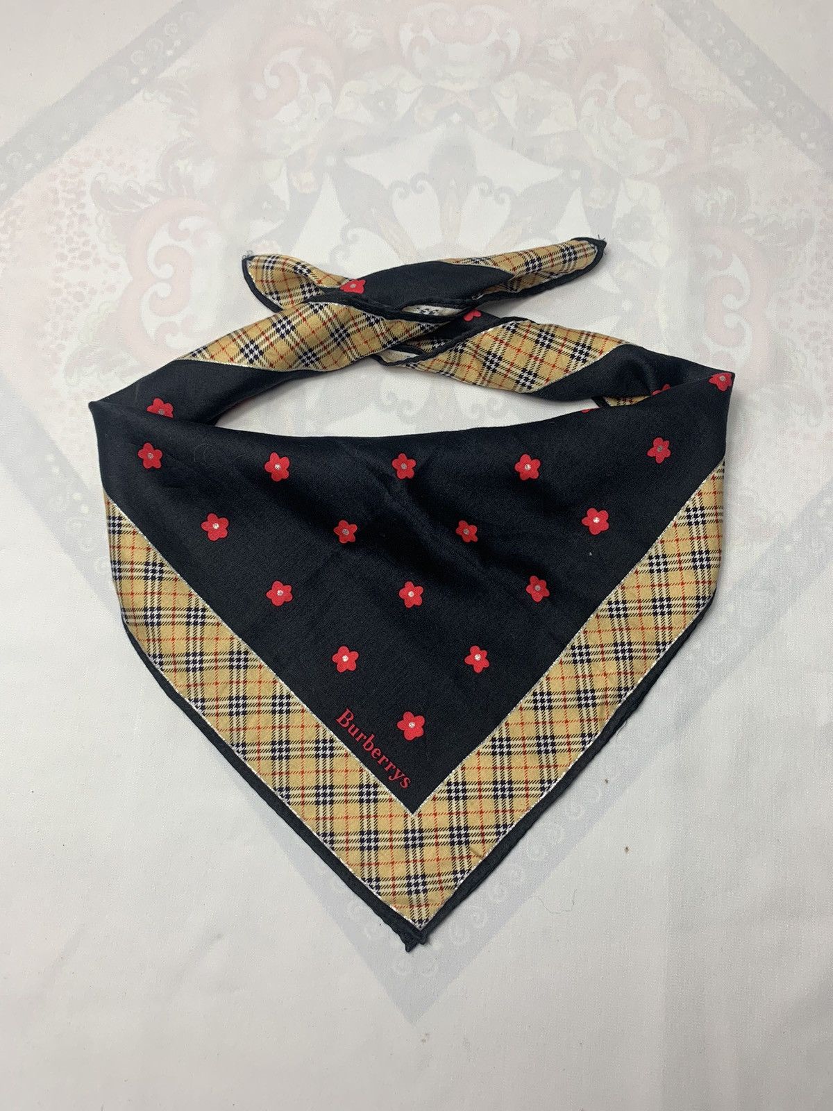 Burberry Burberry Handkerchief / Neckerchief / Bandana Size ONE SIZE - 5 Thumbnail