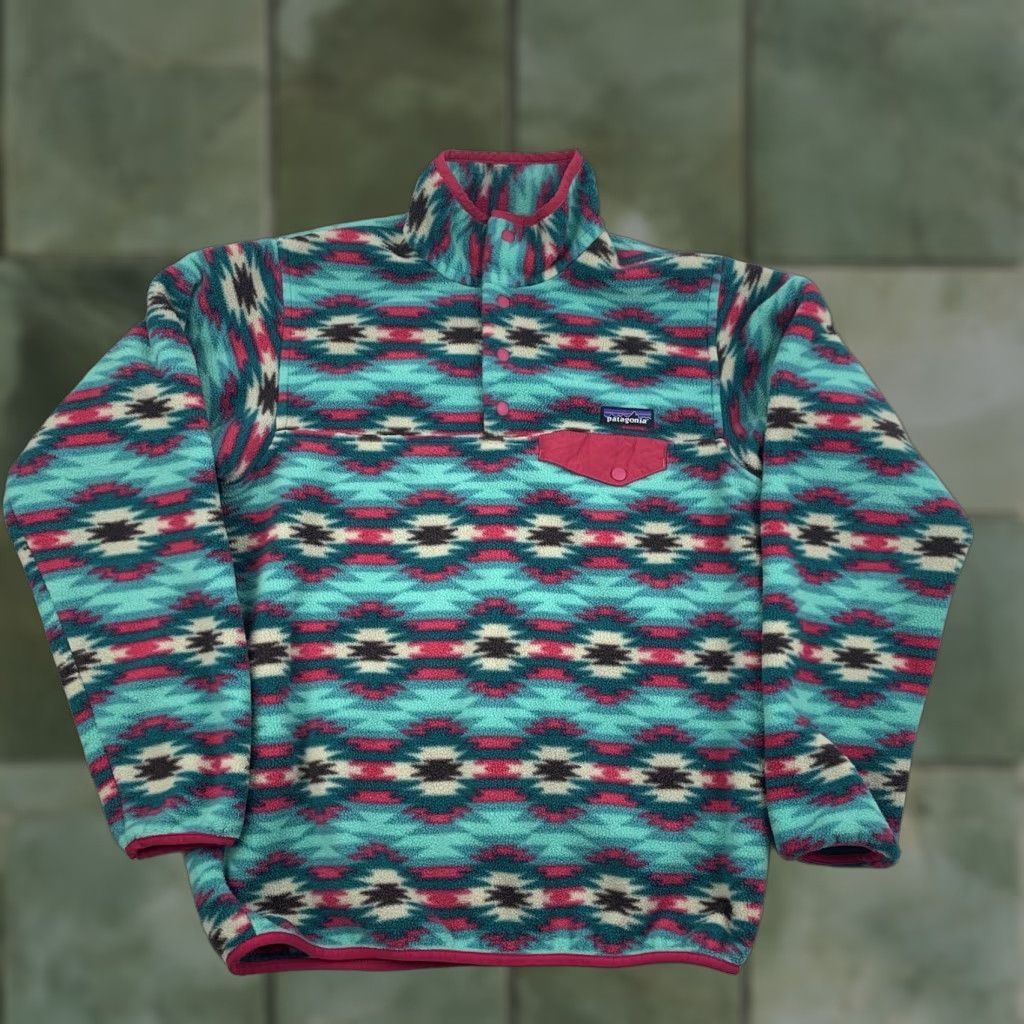 Patagonia Synchilla Womens Medium Blue T Snap Fleece Jacket Pullover Geometric Geometric Aztec 90s Southwestern Whimsical?
