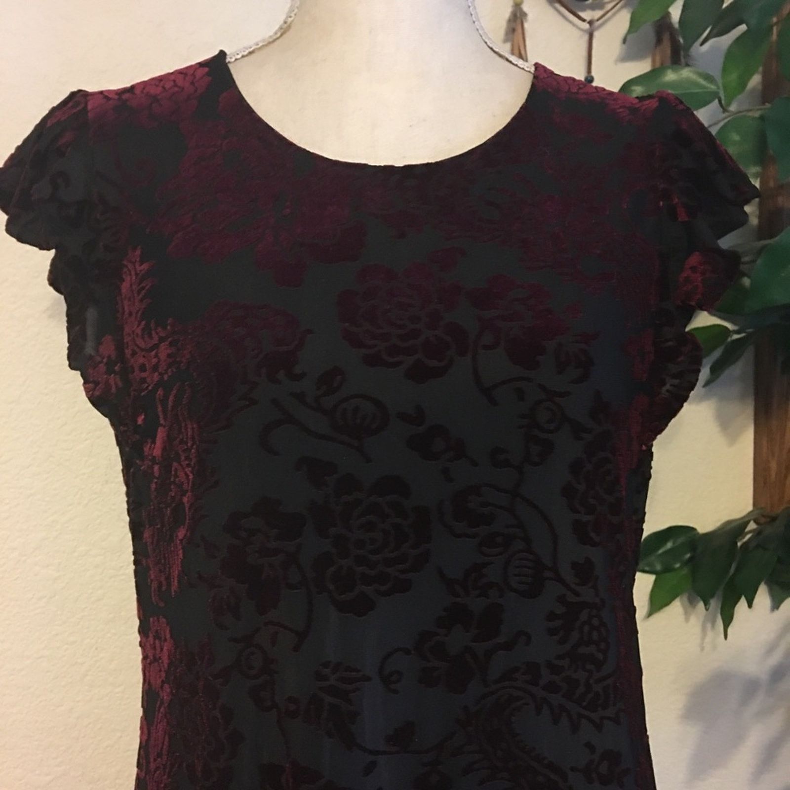 Designer Adrienne Vittadini floral velvet burn out dress Size XS / US 0-2 / IT 36-38 - 3 Thumbnail