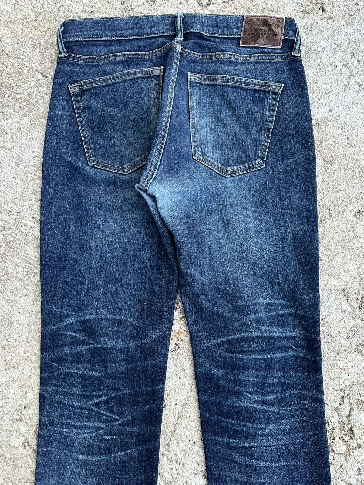 Abercrombie & Fitch Abercrombie & Fitch Japan Indigo Denim Distressed Jeans W32 Size US 32 / EU 48 - 7 Thumbnail