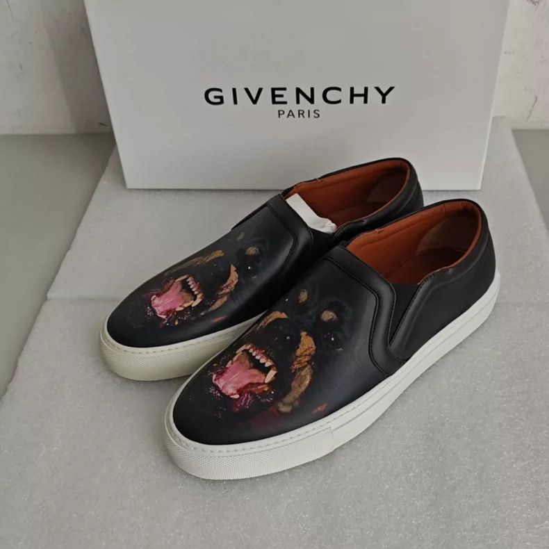 Givenchy Givenchy dog head slip-on sneakers Size US 8 / EU 41 - 1 Thumbnail