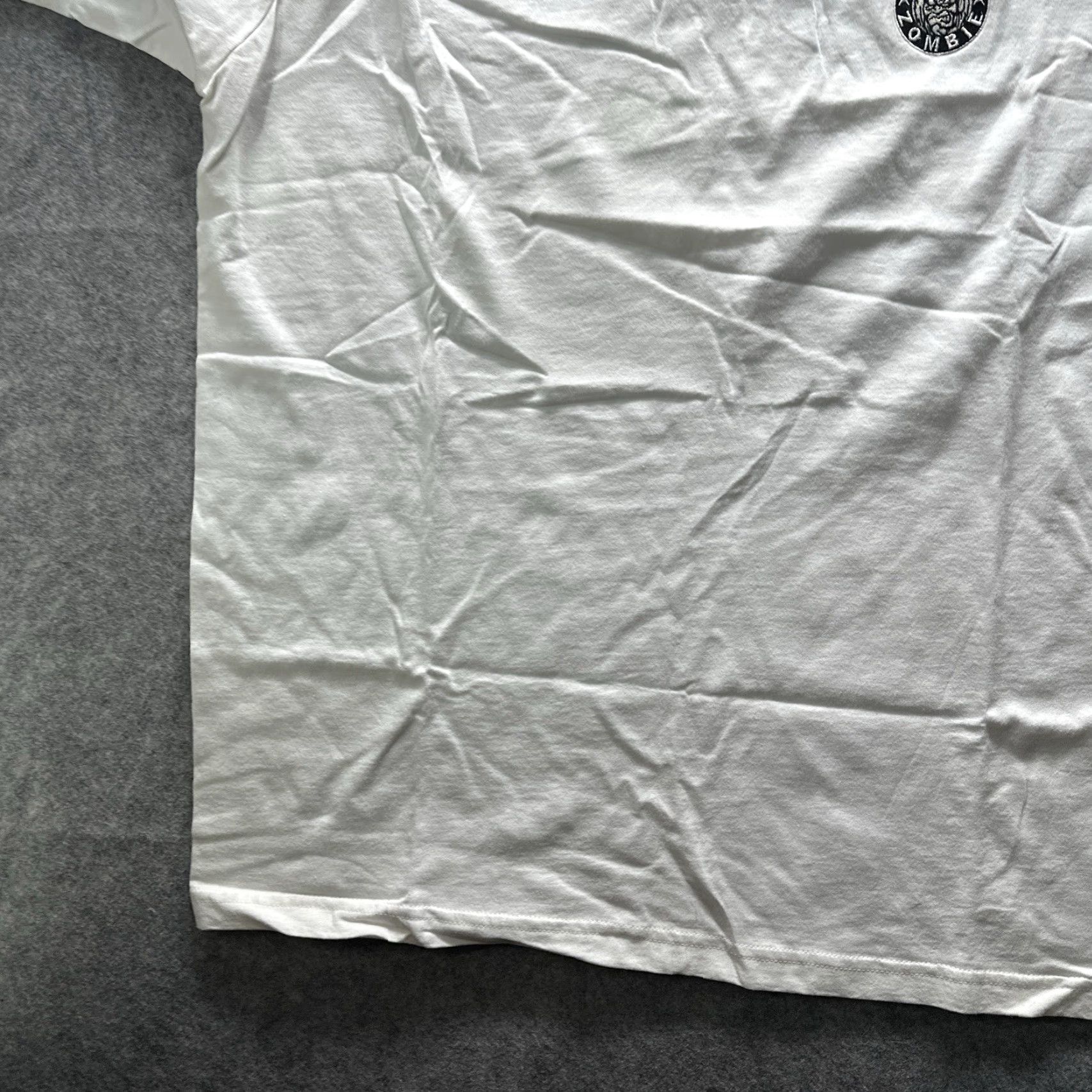 Vintage VINTAGE Giant White T-Shirt Mens XL Embroidered Rob Zombie 90s Ringer Tee Shirt White Giant Mens XL Embroidered Rob Zombie 1990s 90s Size US XL / EU 56 / 4 - 5 Thumbnail