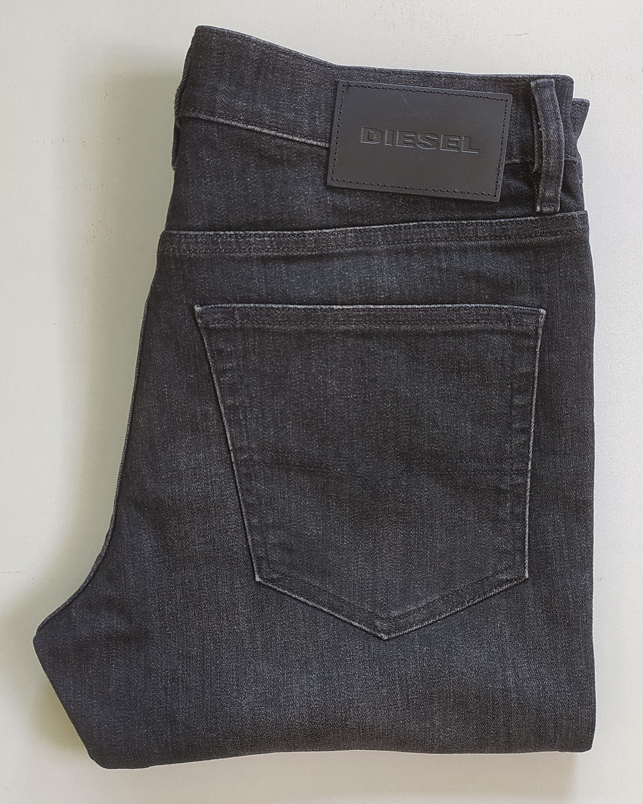 Diesel Diesel D-LUSTER-009EN Men's Jeans Free Shipping T/ 9823 Size US 31 - 1 Thumbnail