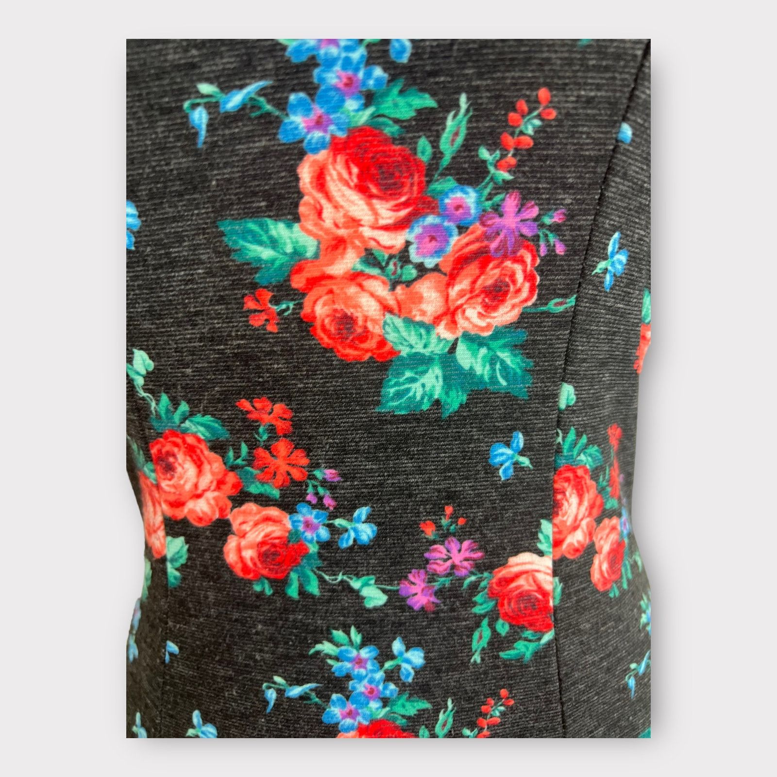 Kirra KIRRA | Floral 3/4 Sleeve Exposed Zipper Accent Top Grunge Size M / US 6-8 / IT 42-44 - 6 Thumbnail