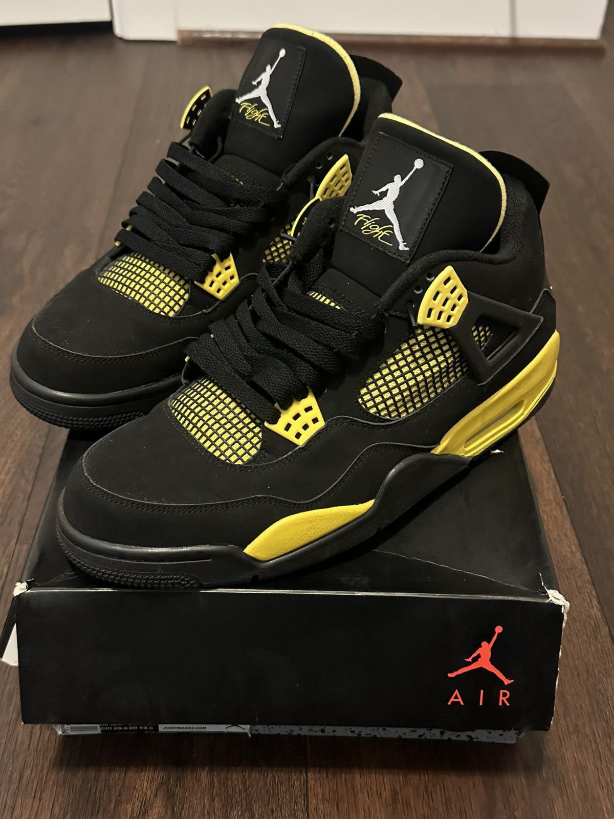 Jordan Brand Air Jordan 4 Retro ‘Thunder’ 2012 Size US 11.5 / EU 44-45 - 1 Thumbnail
