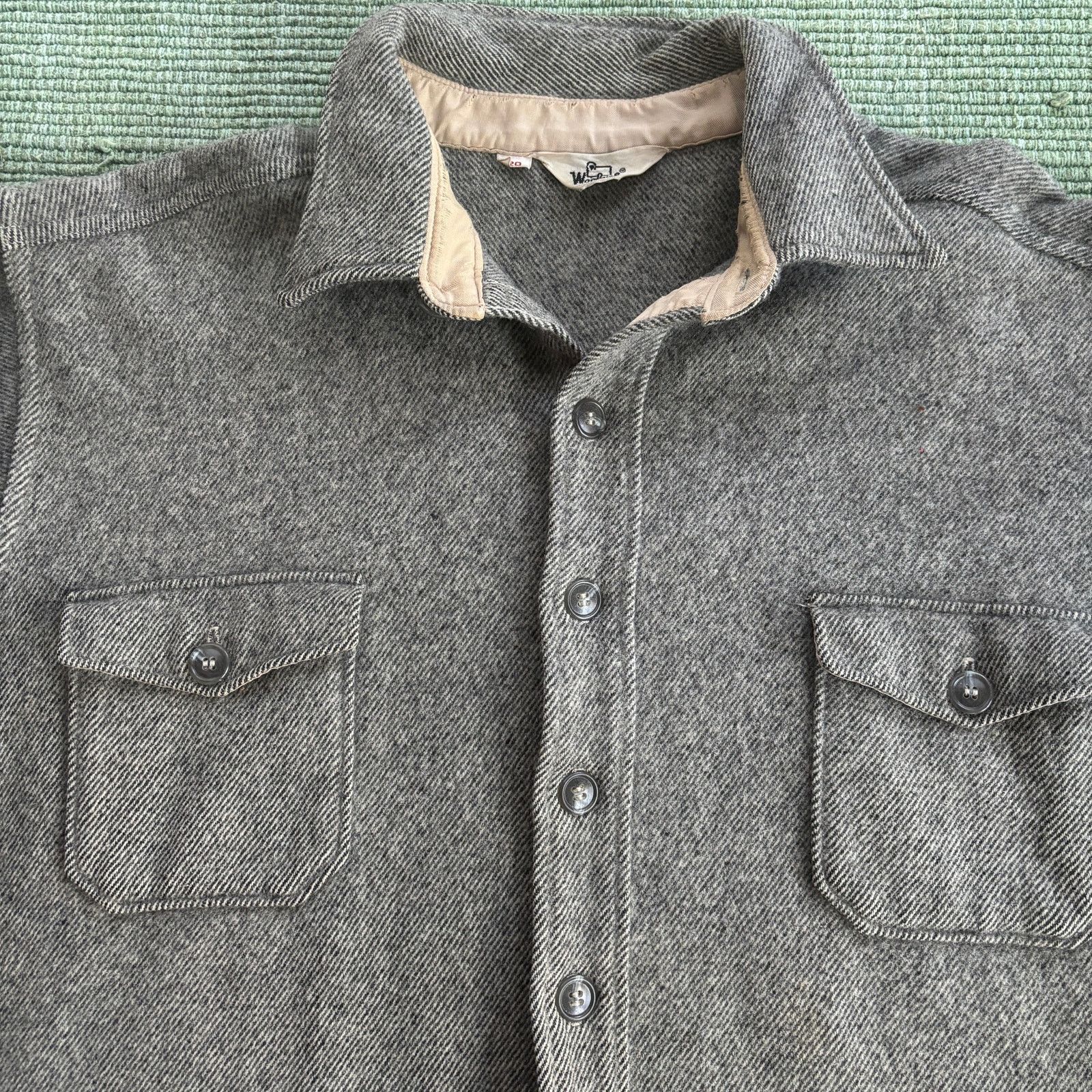 Vintage × Woolrich Woolen Mills Vintage 70s 80s Gray Wool Boxy Woolrich Flannel Shirt XL/XXL Size US XL / EU 56 / 4 - 2 Thumbnail