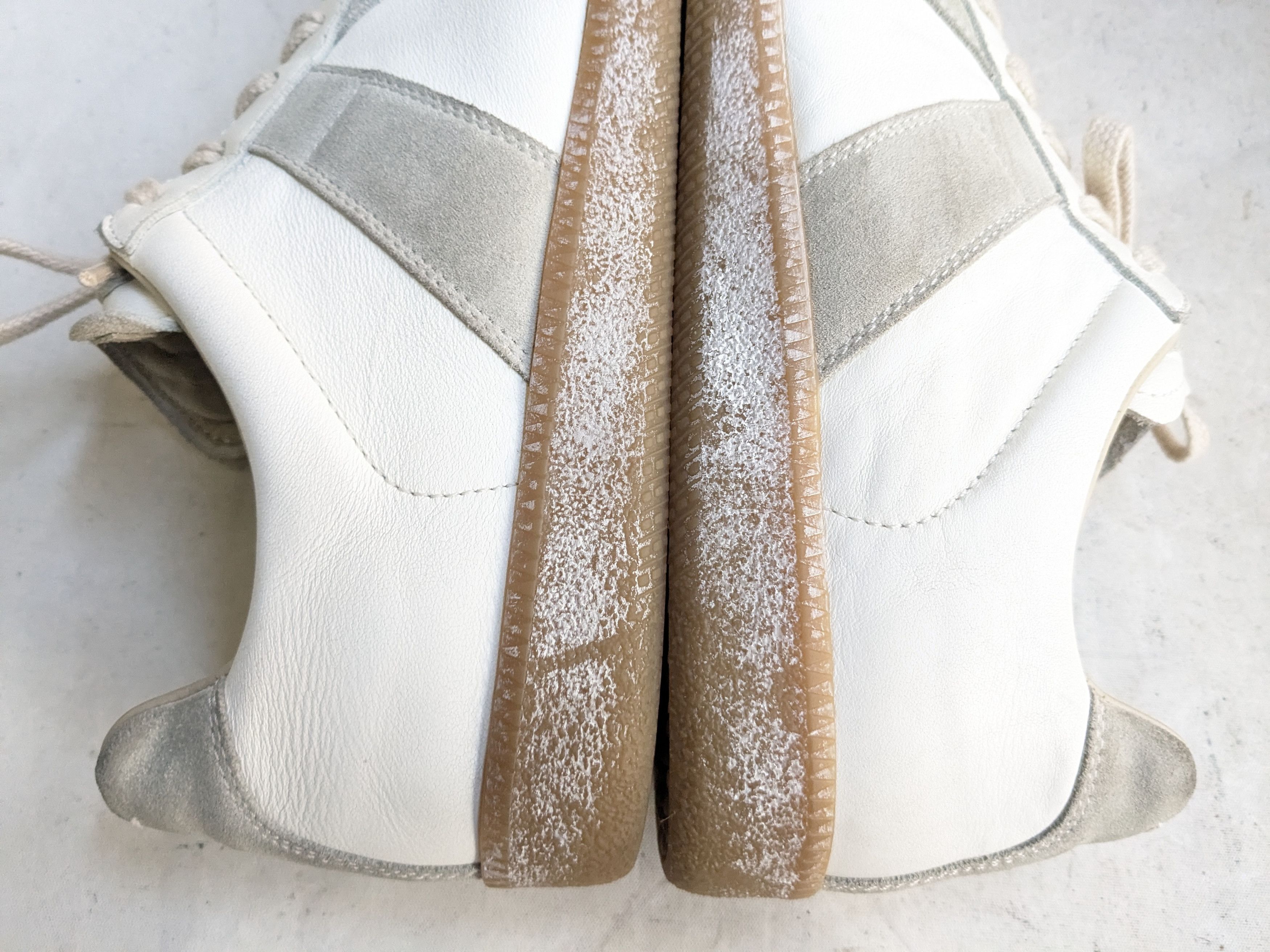 Maison Margiela Maison Margiela GAT Replicas 9 42 White Gray Painted Size US 9 / EU 42 - 4 Thumbnail