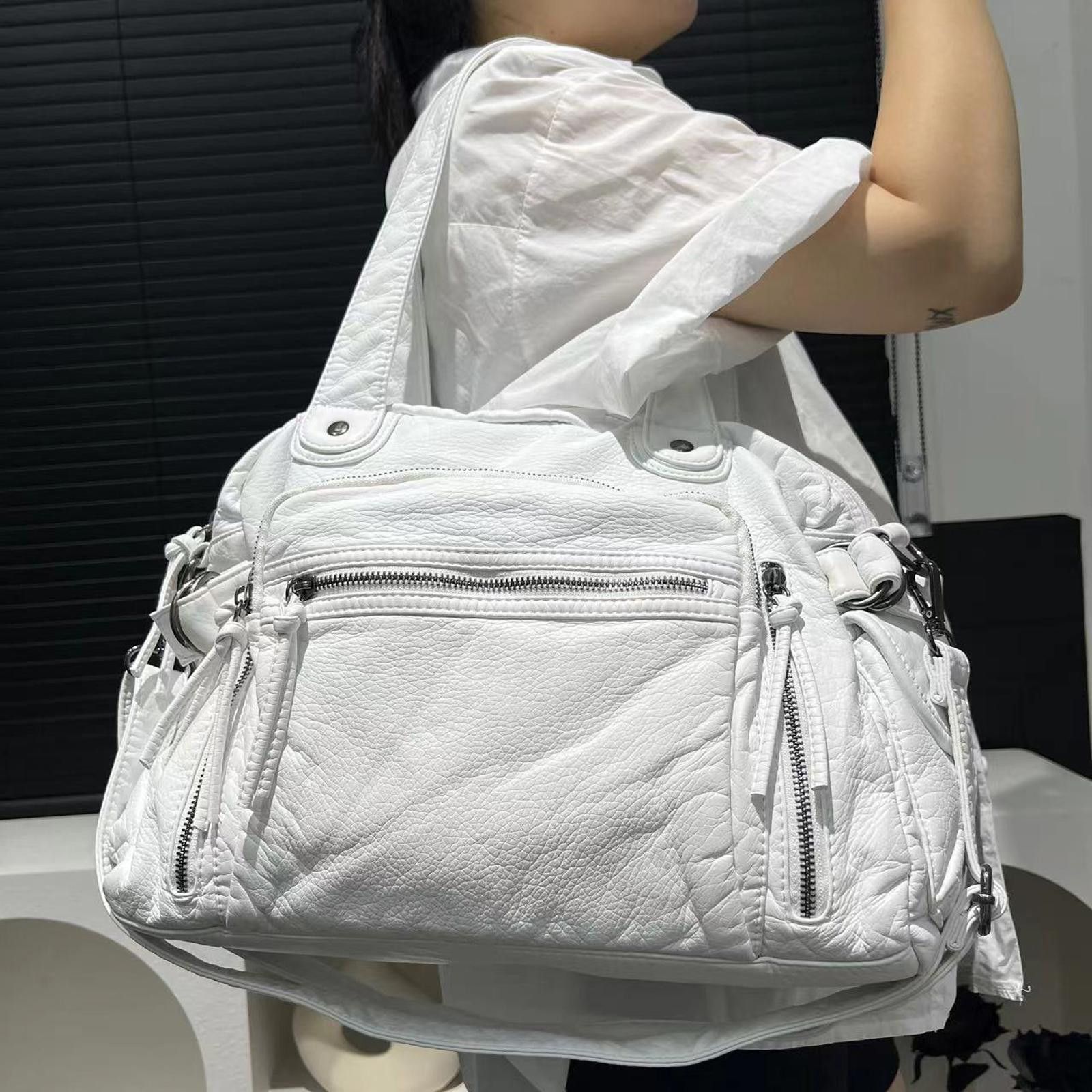Vintage White Large Quilted Shoulder Bag with Multiple Zippers Size ONE SIZE - 1 Thumbnail