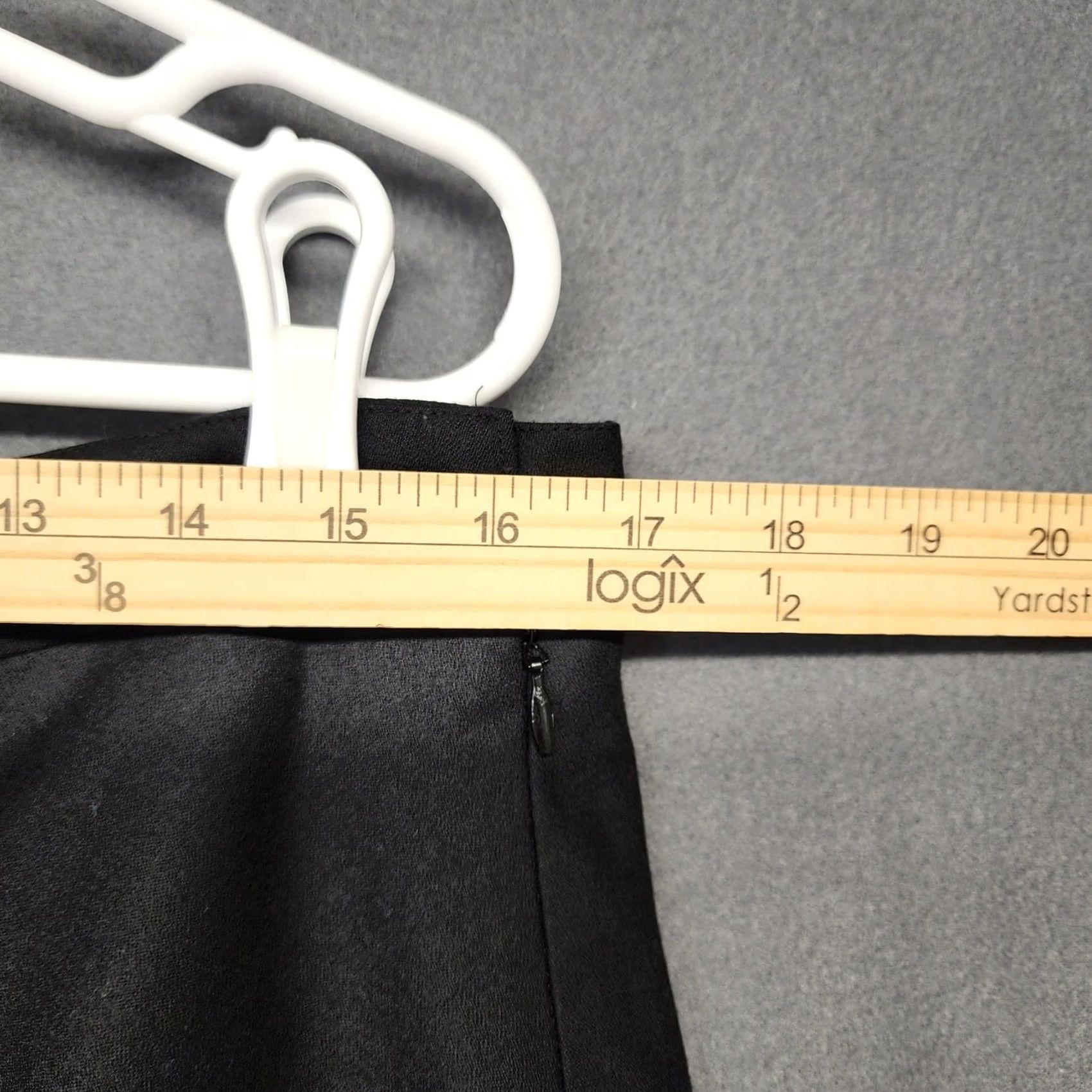 Talbots Talbots Skirt Womens 10 Black A-Line Midi Zip Career Office Women Mens? Size 32" / US 10 / IT 46 - 4 Thumbnail