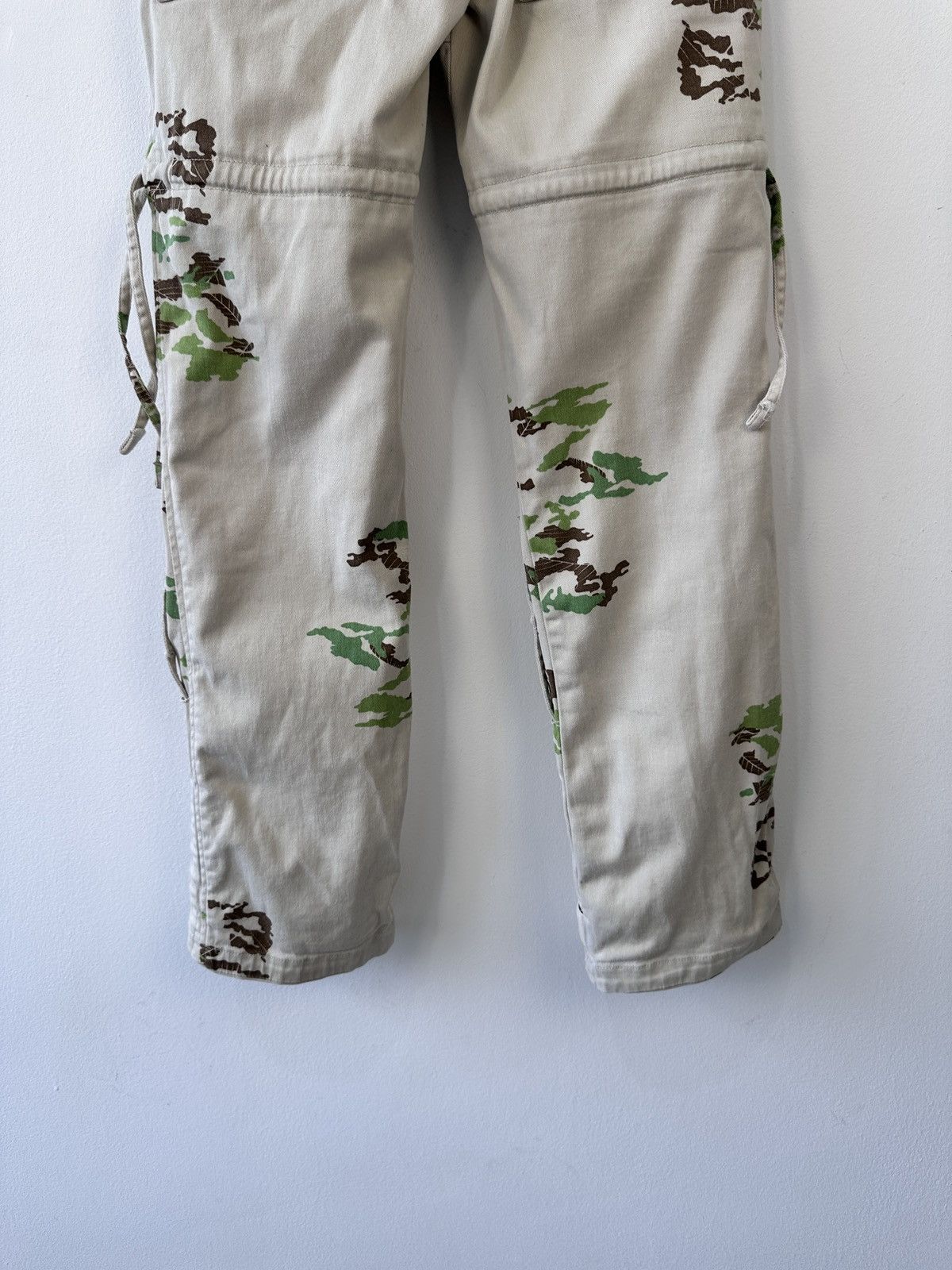 Marithe + Francois Girbaud Vtg Marithe Francois Girbaud Archive CargoPants Y2K Techwear Size 26" / US 2 / IT 38 - 15 Thumbnail