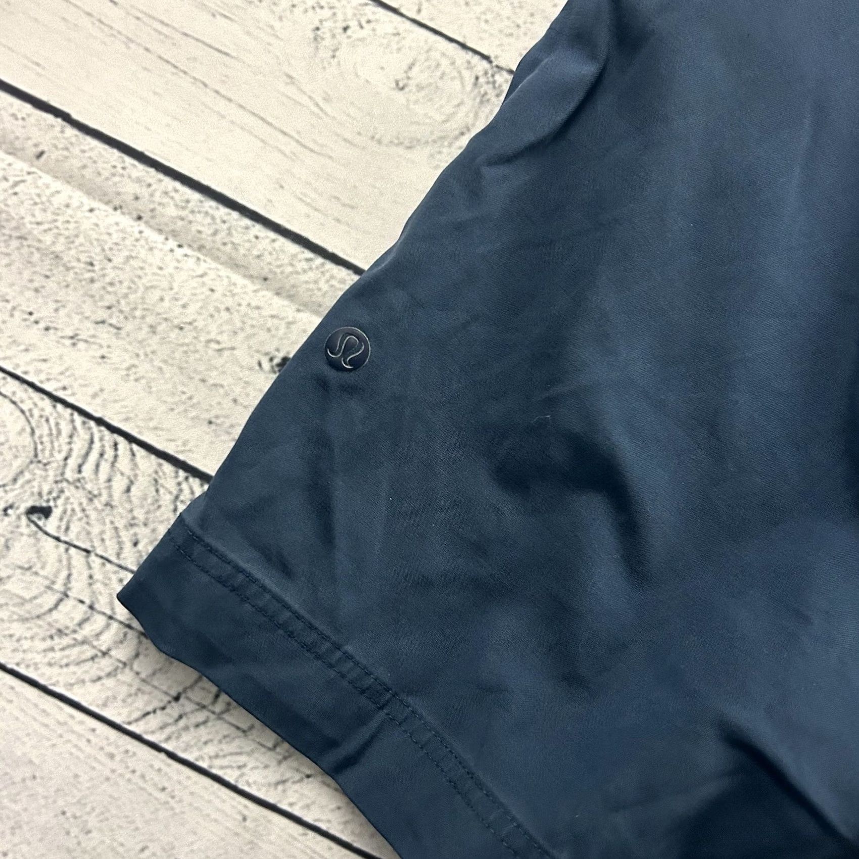 Lululemon Lululemon 9" Commission Shorts Men's 34 Blue Shirt Size US 34 / EU 50 - 7 Thumbnail