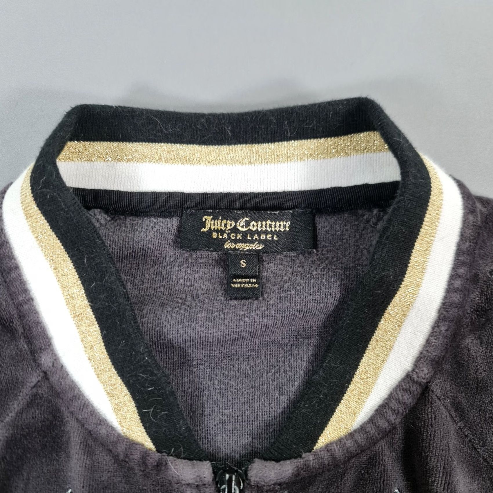 Juicy Couture VINTAGE Juicy Couture Tracksuit Set Grey Small Jacket & Pants Velvet Rhinestones Size 28" / US 6 / IT 42 - 4 Thumbnail