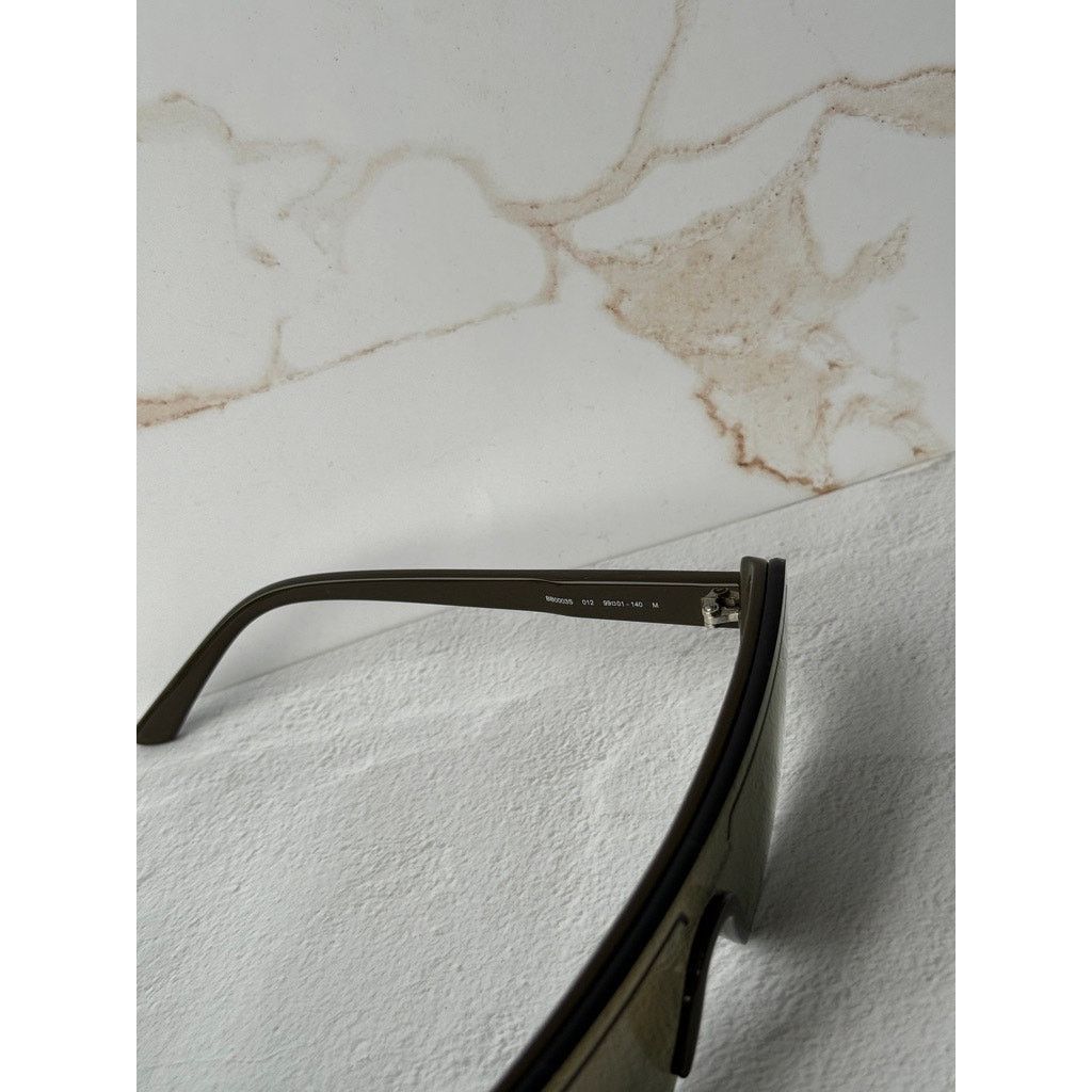 Balenciaga NEW Balenciaga BB0003S Shield Sunglasses in  display picture 3