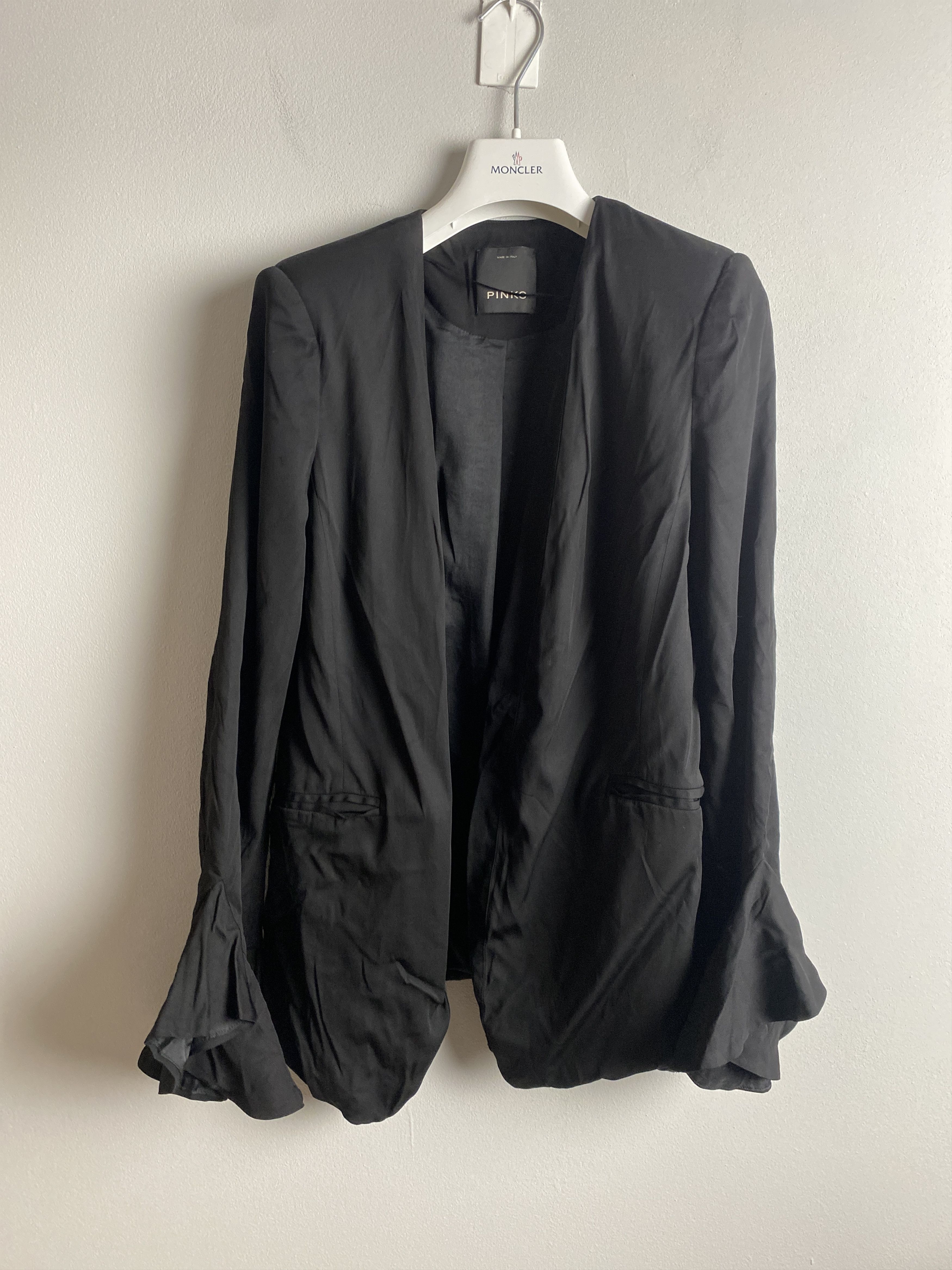 Pinko Pinko black viscose blazer jacket Size M / US 6-8 / IT 42-44 - 1 Thumbnail
