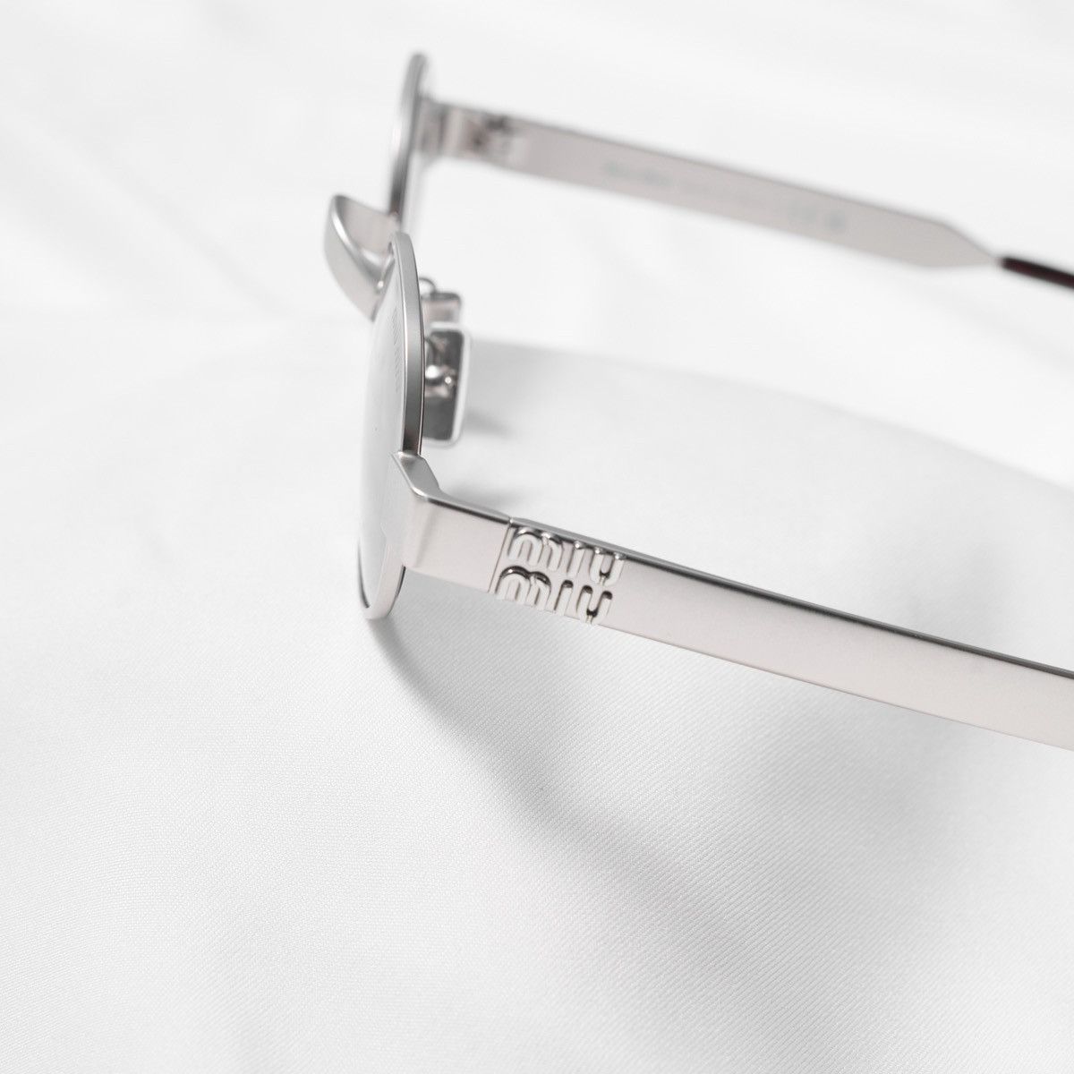 Miu Miu MIU MIU 0MU B51S 21M50Q SUNGLASSES Size ONE SIZE - 3 Thumbnail