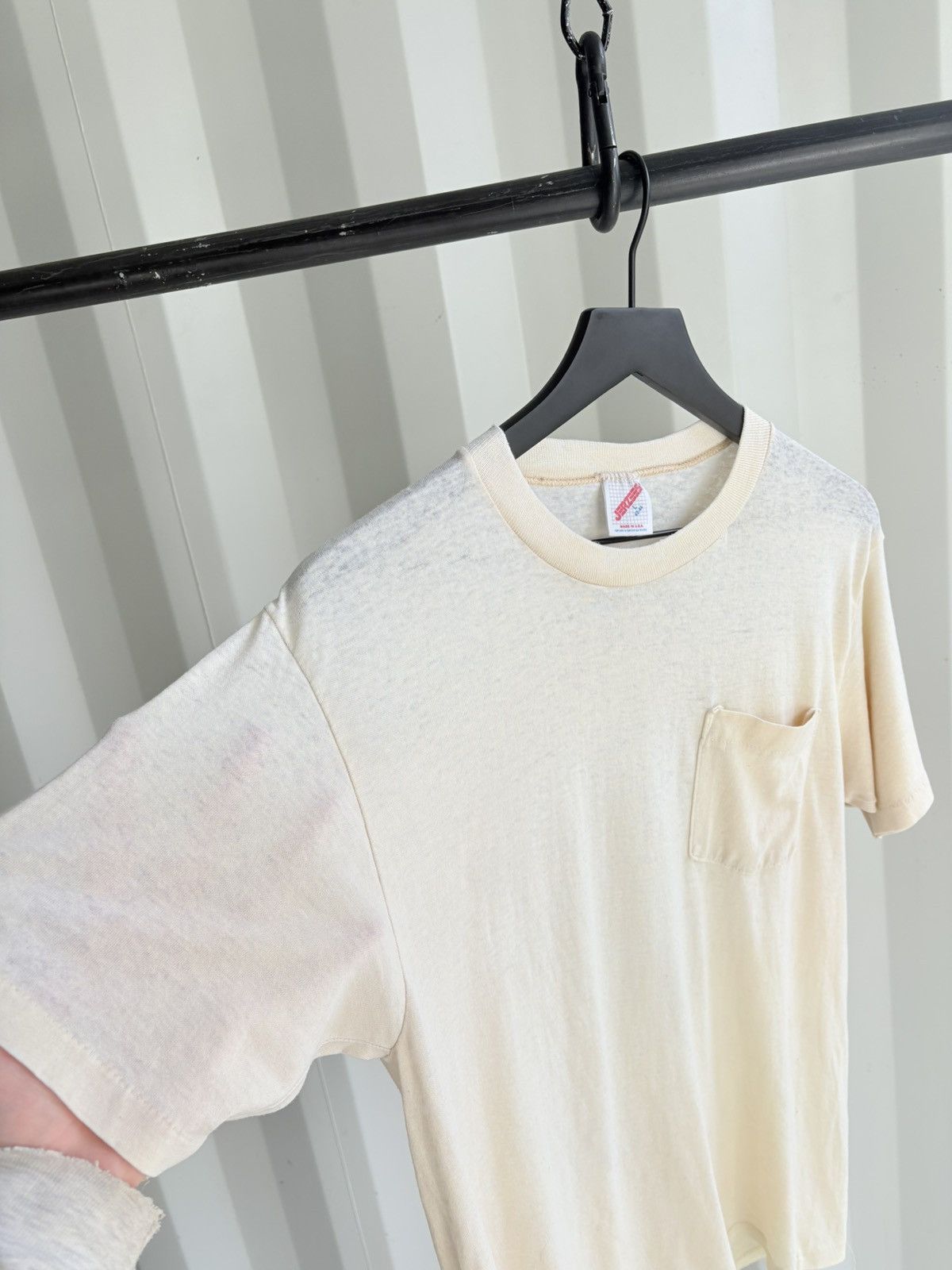 Vintage PAPER THIN Thrashed Sun Faded Tee Shirt Distressed Size US L / EU 52-54 / 3 - 3 Thumbnail