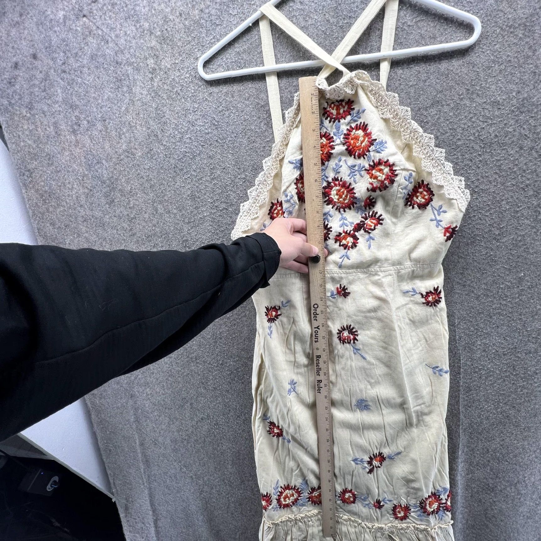 Free People Free People Dress Womens 4 White Floral Embroidered Halter Knee Length Sundress Size S / US 4 / IT 40 - 6 Thumbnail