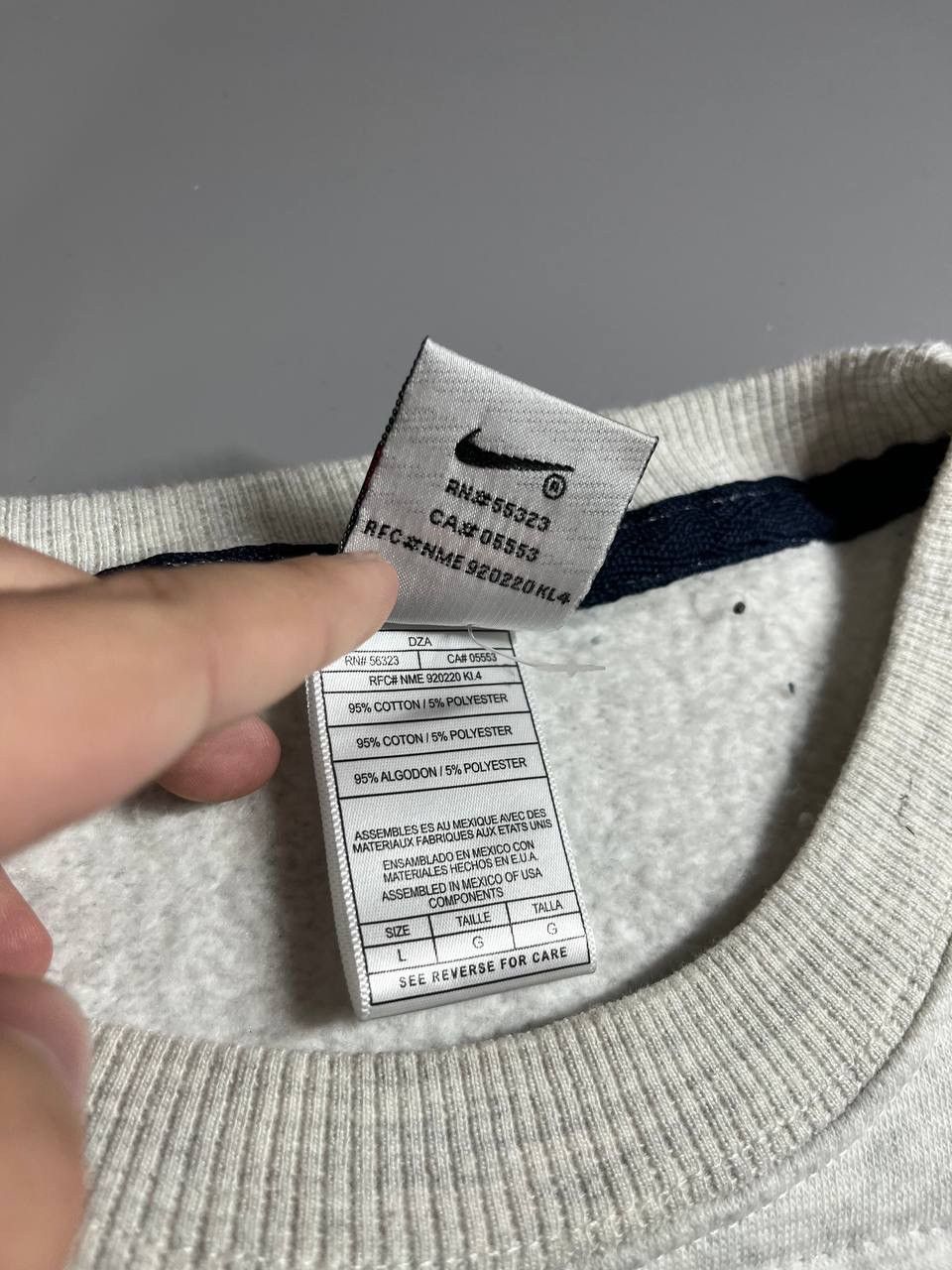 Nike Vintage nike sweatshirt size L logo very rare Y2K Size US L / EU 52-54 / 3 - 4 Thumbnail