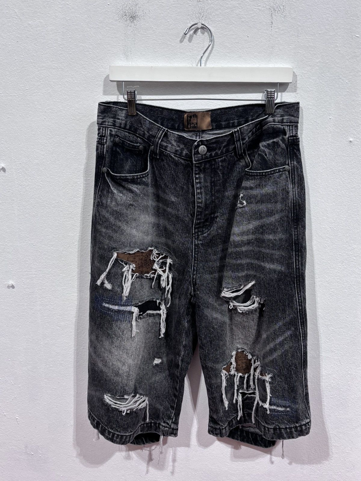 Birth of Royal Child Birth Of Royal Child Nautical Treasure Map Destroyed Jorts Size US 32 / EU 48 - 1 Thumbnail