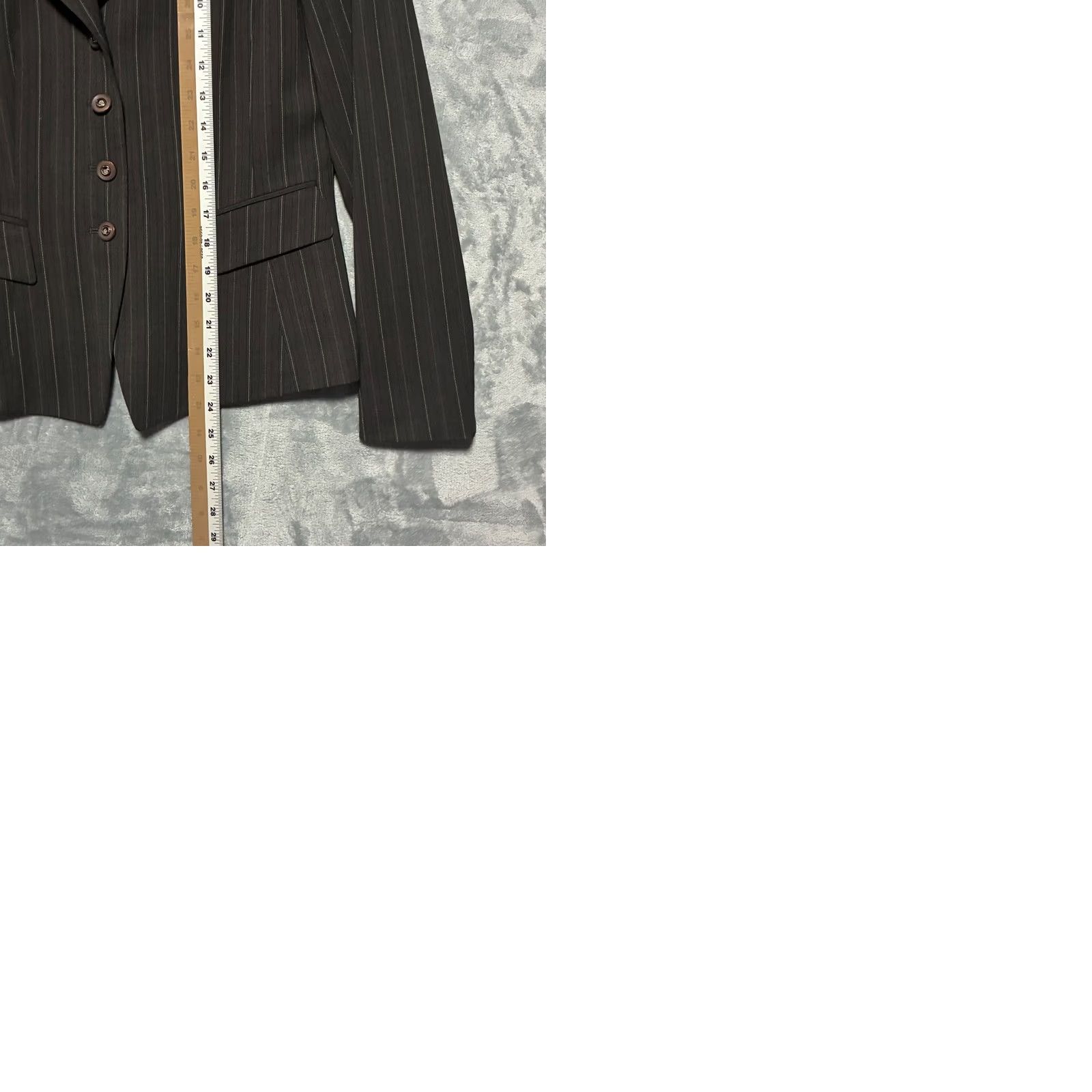 Vintage Tahari Wool Blend Pinstripe Blazer Charcoal Grey Women's 6 Size M / US 6-8 / IT 42-44 - 9 Thumbnail