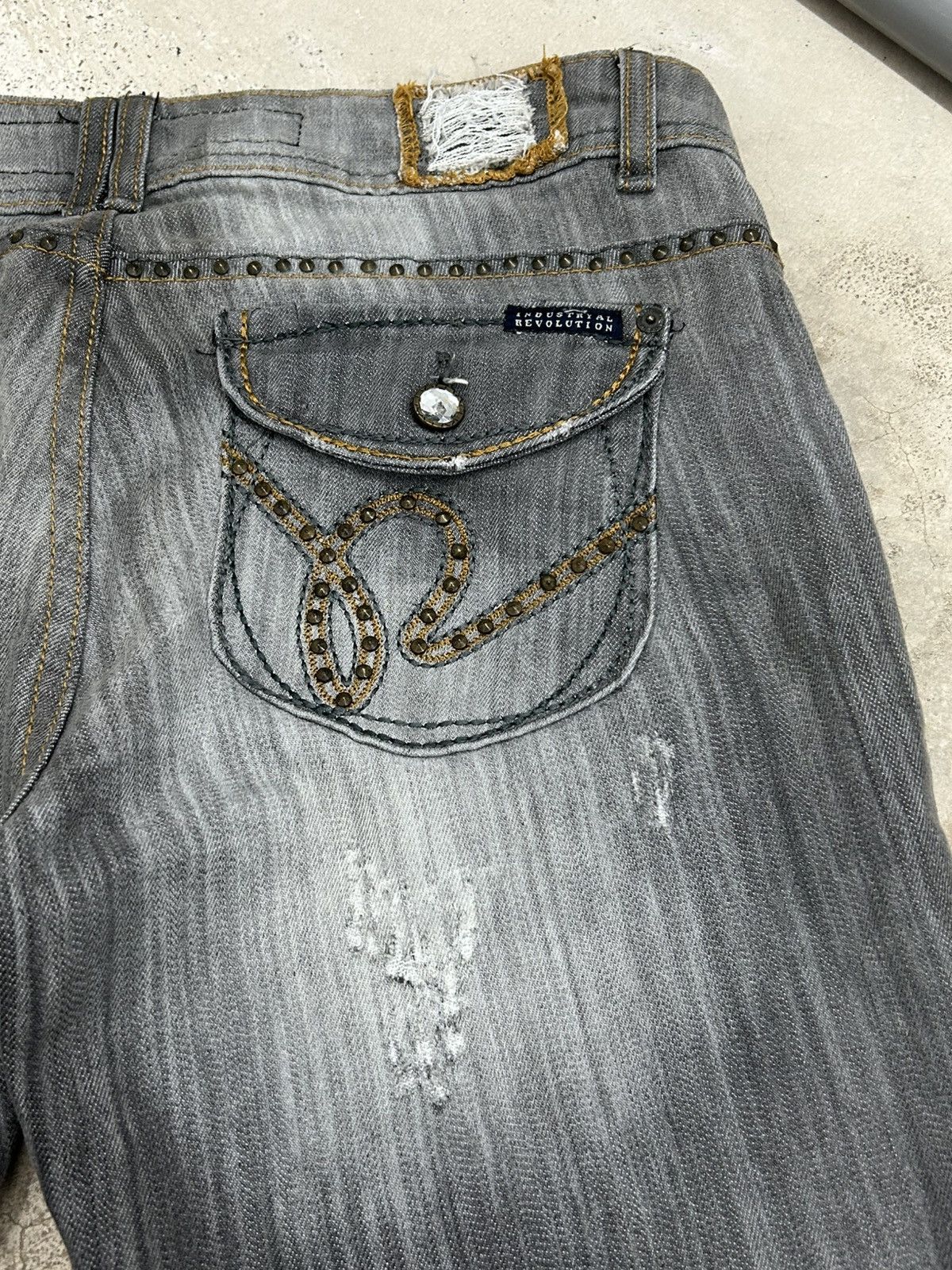 20471120 × Hysteric Glamour × Japanese Brand Industrial Revolution Grey Washed Distressed Studded Button Size US 32 / EU 48 - 15 Thumbnail