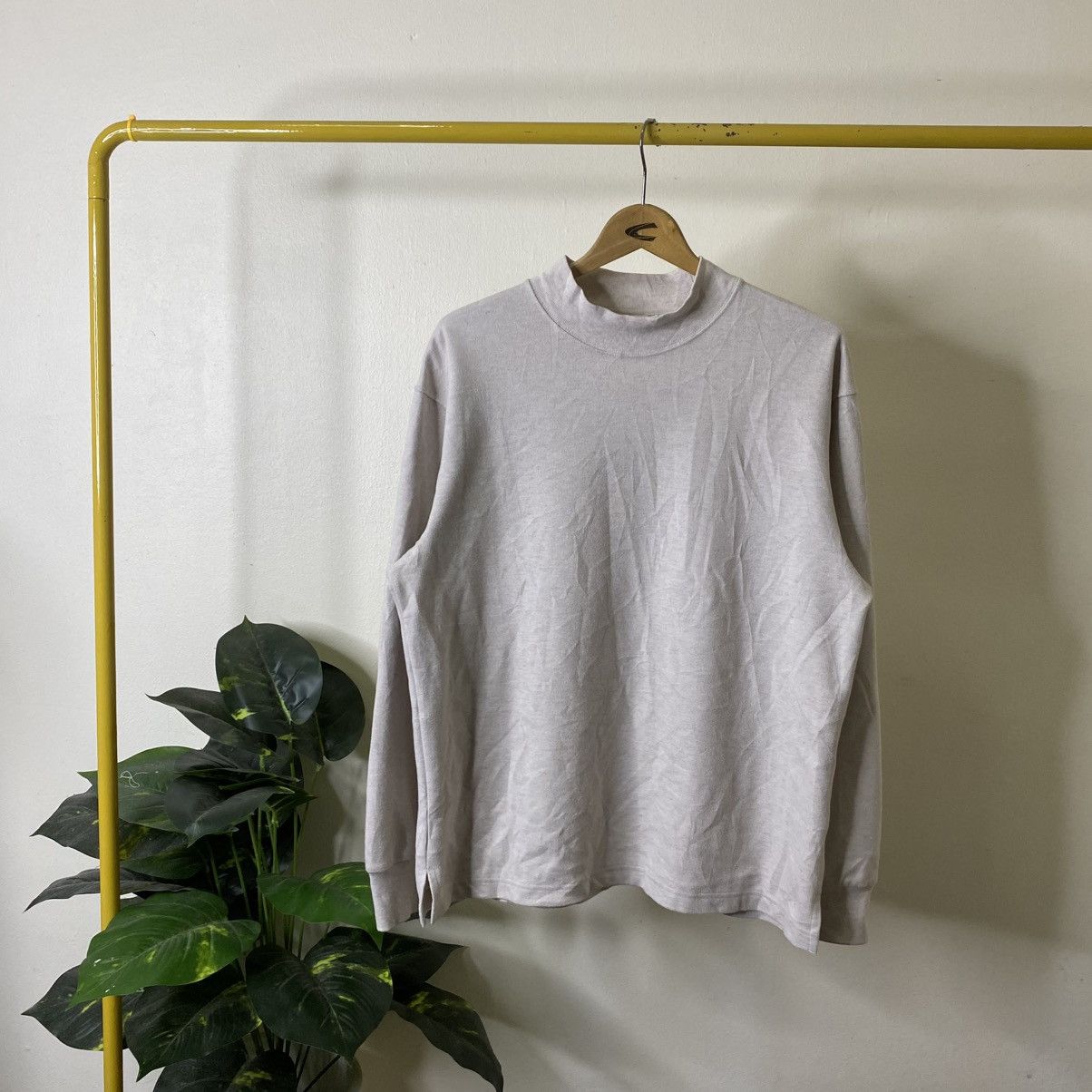 Lemaire × Uniqlo Christophe Lemaire High Neck Blank Collaboration LS Tshirt Size US L / EU 52-54 / 3 - 1 Thumbnail