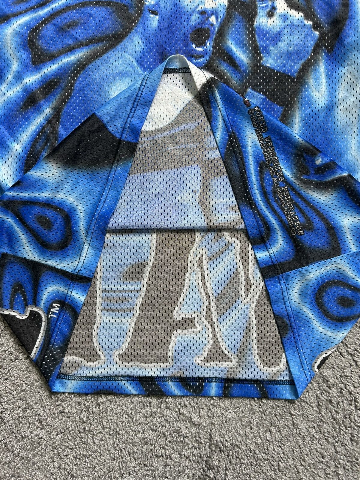 Vintage Vintage 90s WWE Stone Cold Jersey Raw is War 1999 Size US L / EU 52-54 / 3 - 4 Thumbnail
