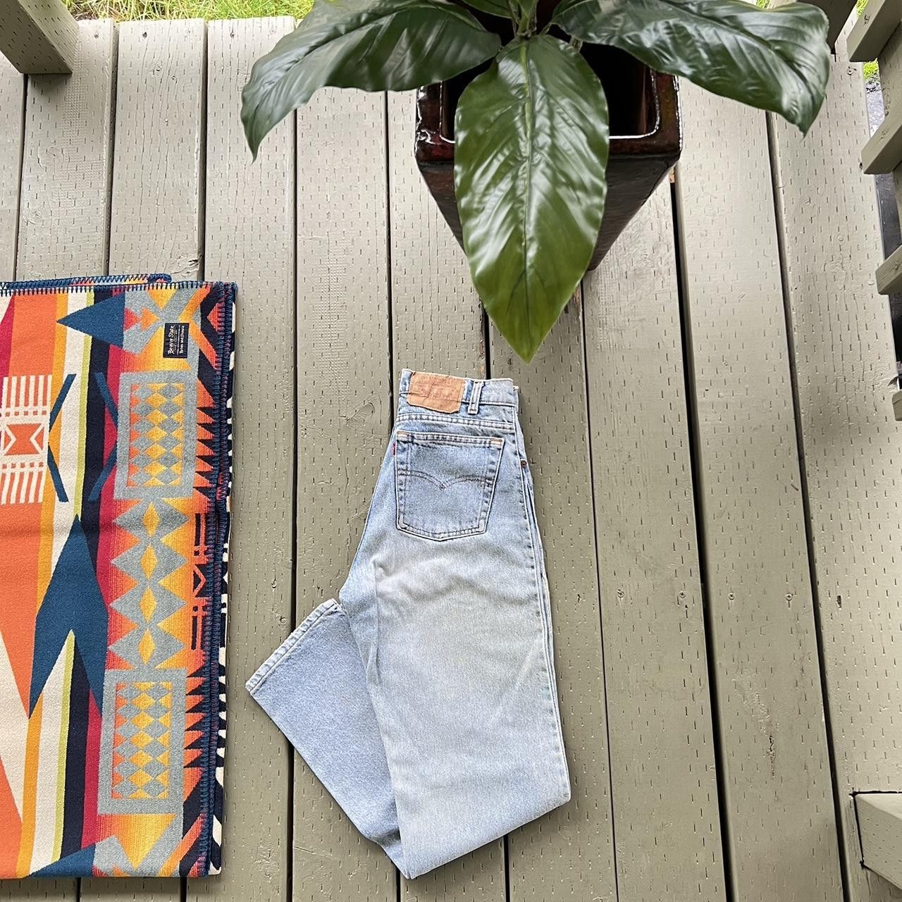 Levi's × Vintage Vintage Levi's 550 Relaxed Fit Jeans Levi's Size US 26 / EU 42 - 1 Thumbnail
