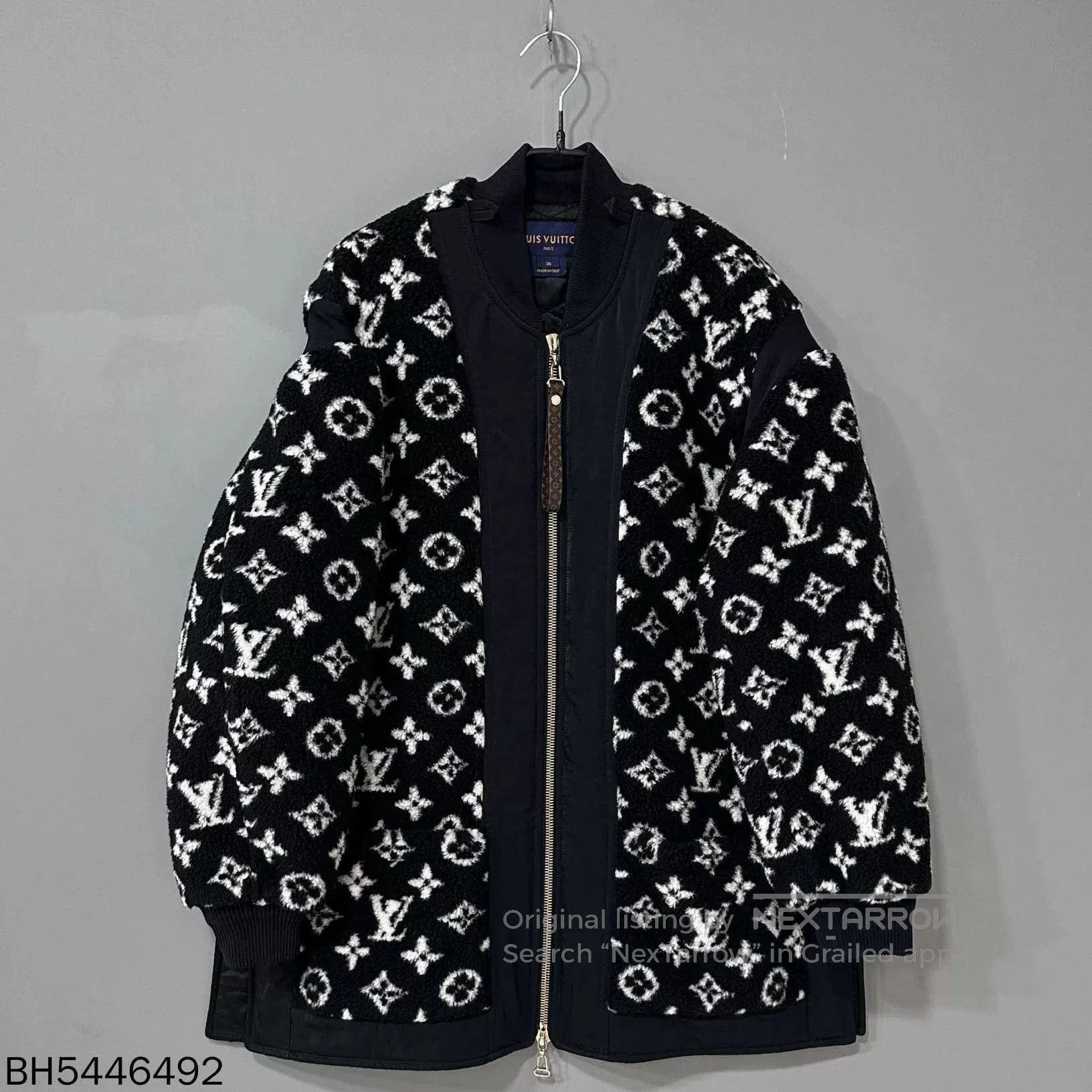 Louis Vuitton Louis Vuitton FW25 Printed Stand Collar Jacket. Size XS / US 0-2 / IT 36-38 - 1 Thumbnail