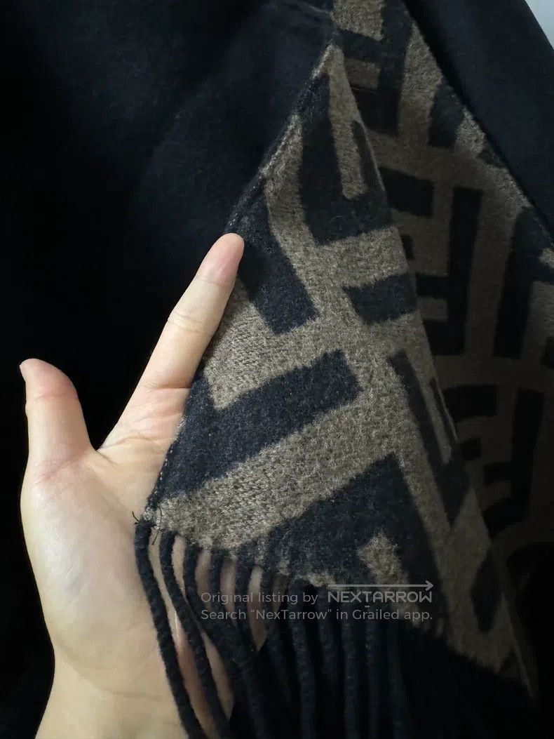 Fendi Fendi size 140*150 cm Cape Wool and Cashmere Shawl Size ONE SIZE - 4 Thumbnail